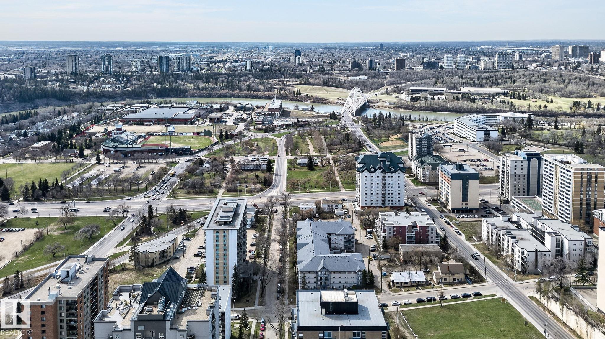 https://zimg.paragon.ice.com/ParagonImages/Property/PM/RAE/225399517/7/0/0/69056dad4f75f238a1e24f7fc9f9f5df/1/343058cd53927566fa548569ac630aed/225399517-15a8c2f3-cf7d-4563-a73b-9c8368b3d8a6.JPG