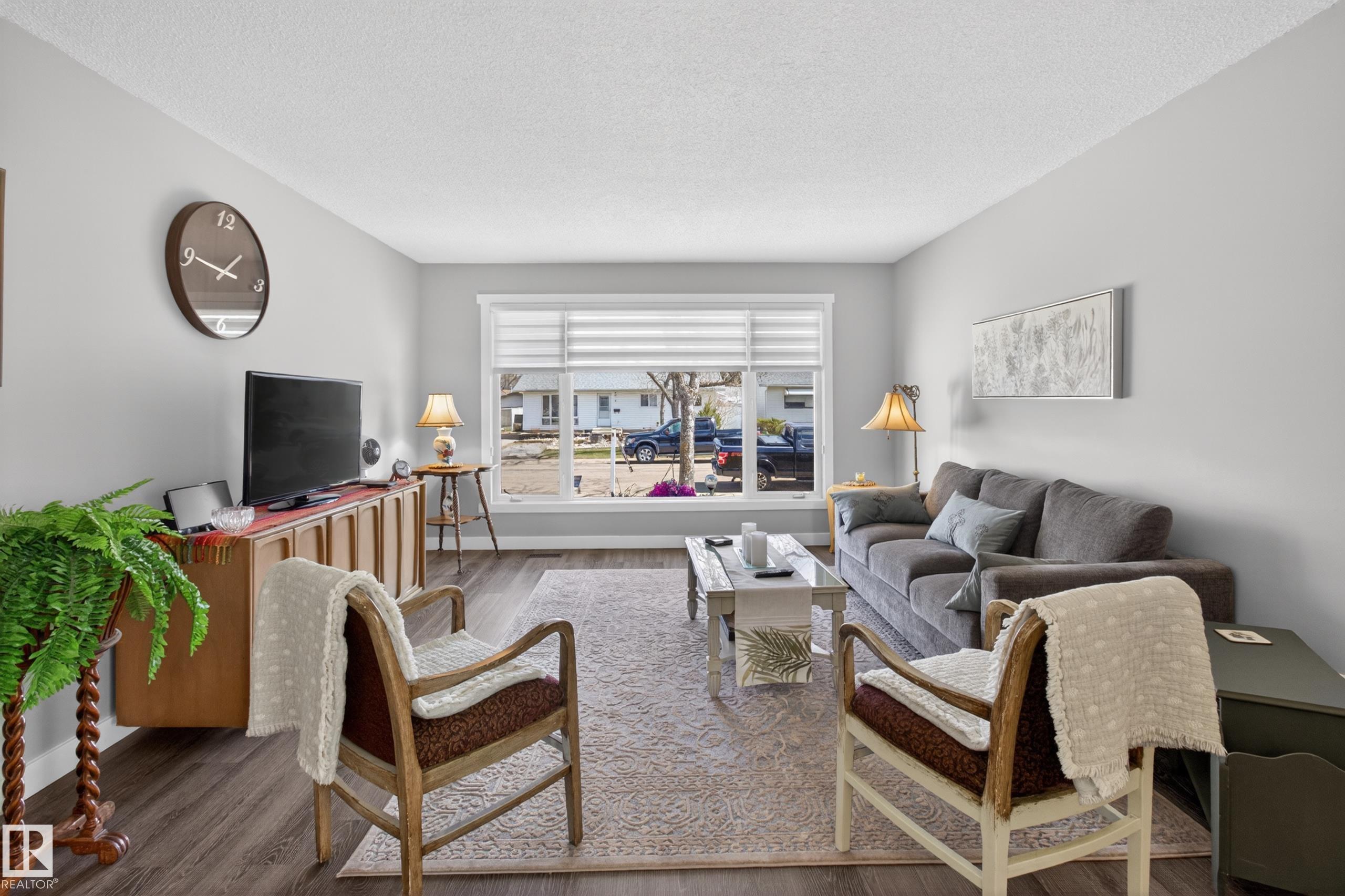 Photo 11 at 20 Rosewood Drive, Maplewood, Sherwood Park
