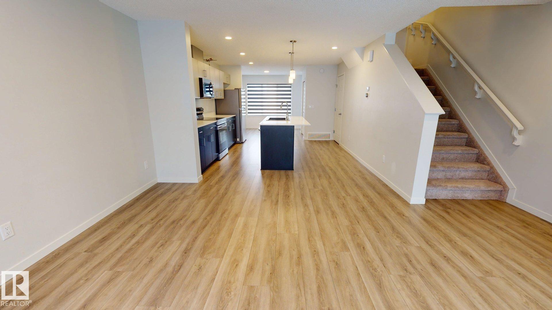 7104 46a Street, Le Reve, Beaumont