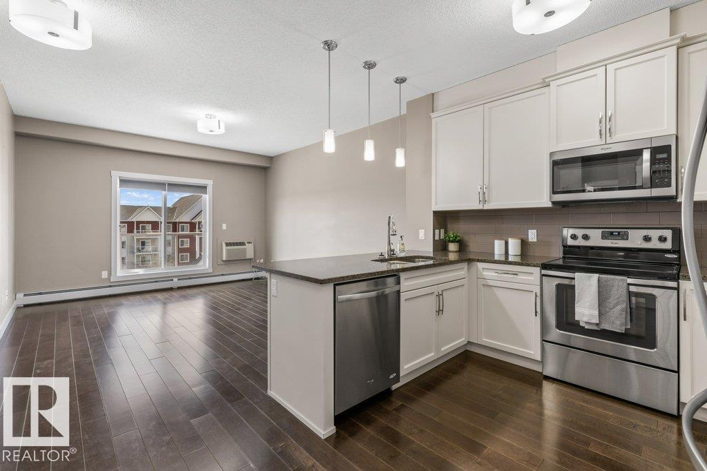 Photo 7 at 409 - 2207 44 Avenue NW, Larkspur, Edmonton