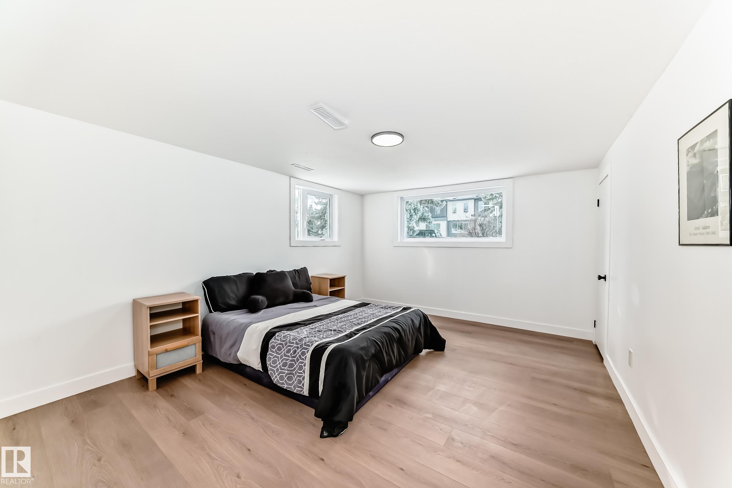 Photo 18 at 8712 89 Avenue NW, Bonnie Doon, Edmonton