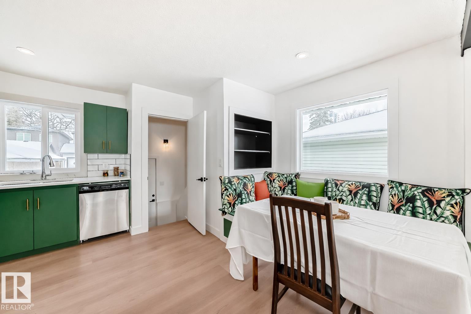 Photo 7 at 8712 89 Avenue NW, Bonnie Doon, Edmonton