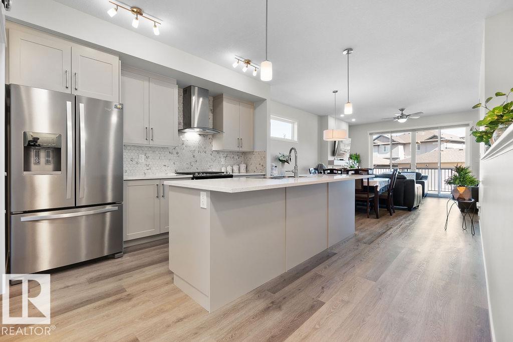 https://zimg.paragon.ice.com/ParagonImages/Property/PM/RAE/225399536/13/0/0/cb586a7e239114e3f9b5adf5a93dfe49/1/3a2bf6b16eb3f9c8e4808f5942757ca7/225399536-f4fb2606-0a25-4408-9cdc-67418e4ddaac.JPG