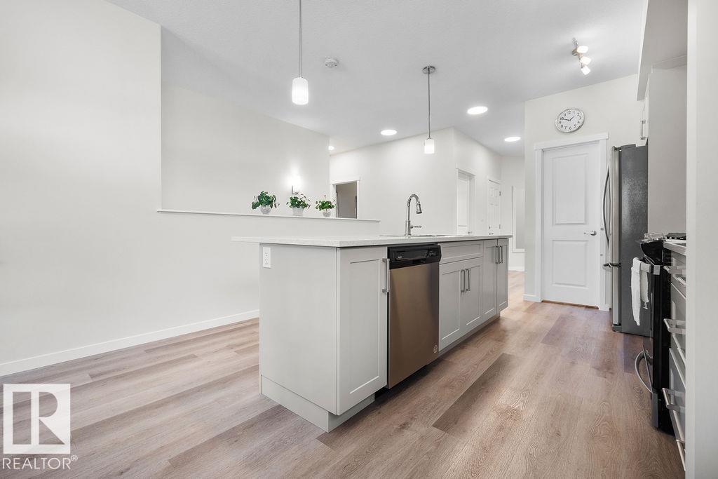 https://zimg.paragon.ice.com/ParagonImages/Property/PM/RAE/225399536/16/0/0/d4629c623bd257b6808a3b5f4899e719/1/3a2bf6b16eb3f9c8e4808f5942757ca7/225399536-03123c84-68af-4f8a-8232-1e967c165f4c.JPG