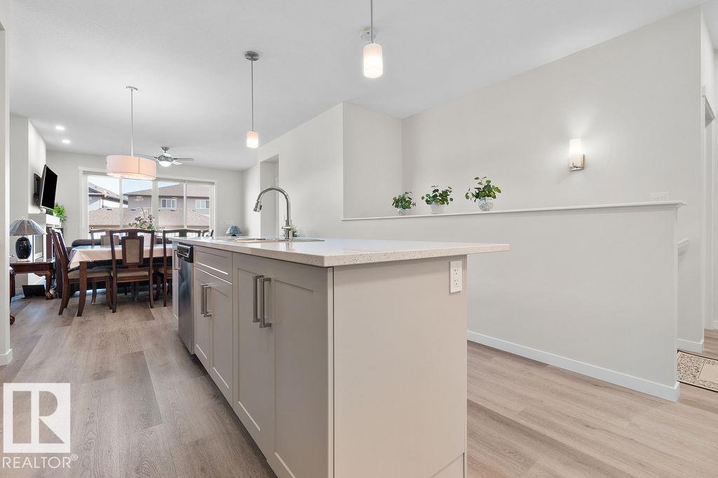 https://zimg.paragon.ice.com/ParagonImages/Property/PM/RAE/225399536/32/0/0/dec15c0dd0543218169a33fa1c6fd142/1/3a2bf6b16eb3f9c8e4808f5942757ca7/225399536-a0fa9fda-09b5-4e21-b4ec-1fb3167c4aaa.JPG