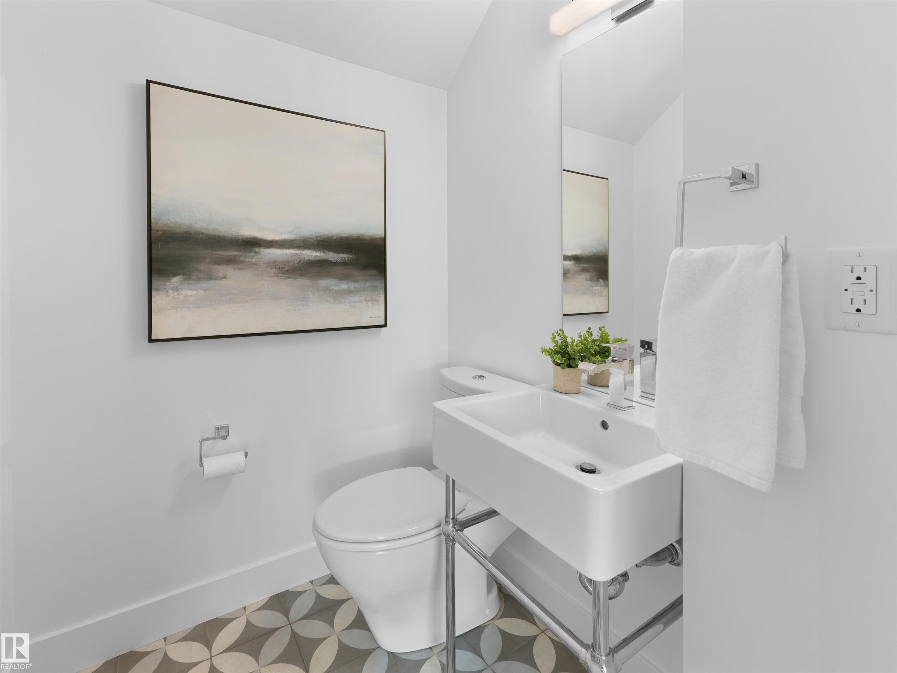 https://zimg.paragon.ice.com/ParagonImages/Property/PM/RAE/225399537/12/0/0/b5f5bc1580d85d443ef1e0e152a7bb22/1/efb25d209993a46e868323caf1c1a10a/225399537-e9d0805d-7964-4a8a-b262-0f5bc0a0a674.JPG