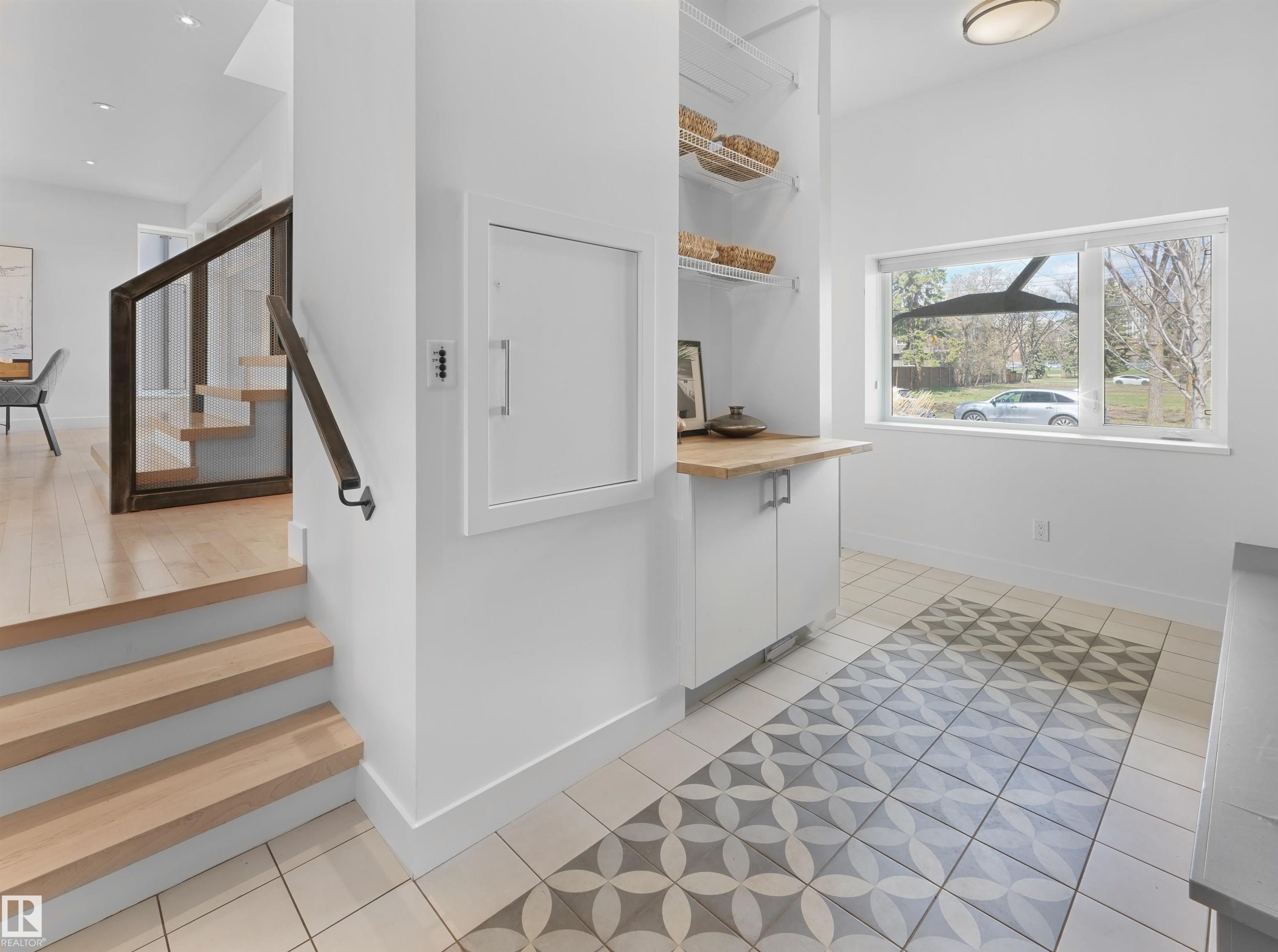 Picture for 11251 79 AV NW