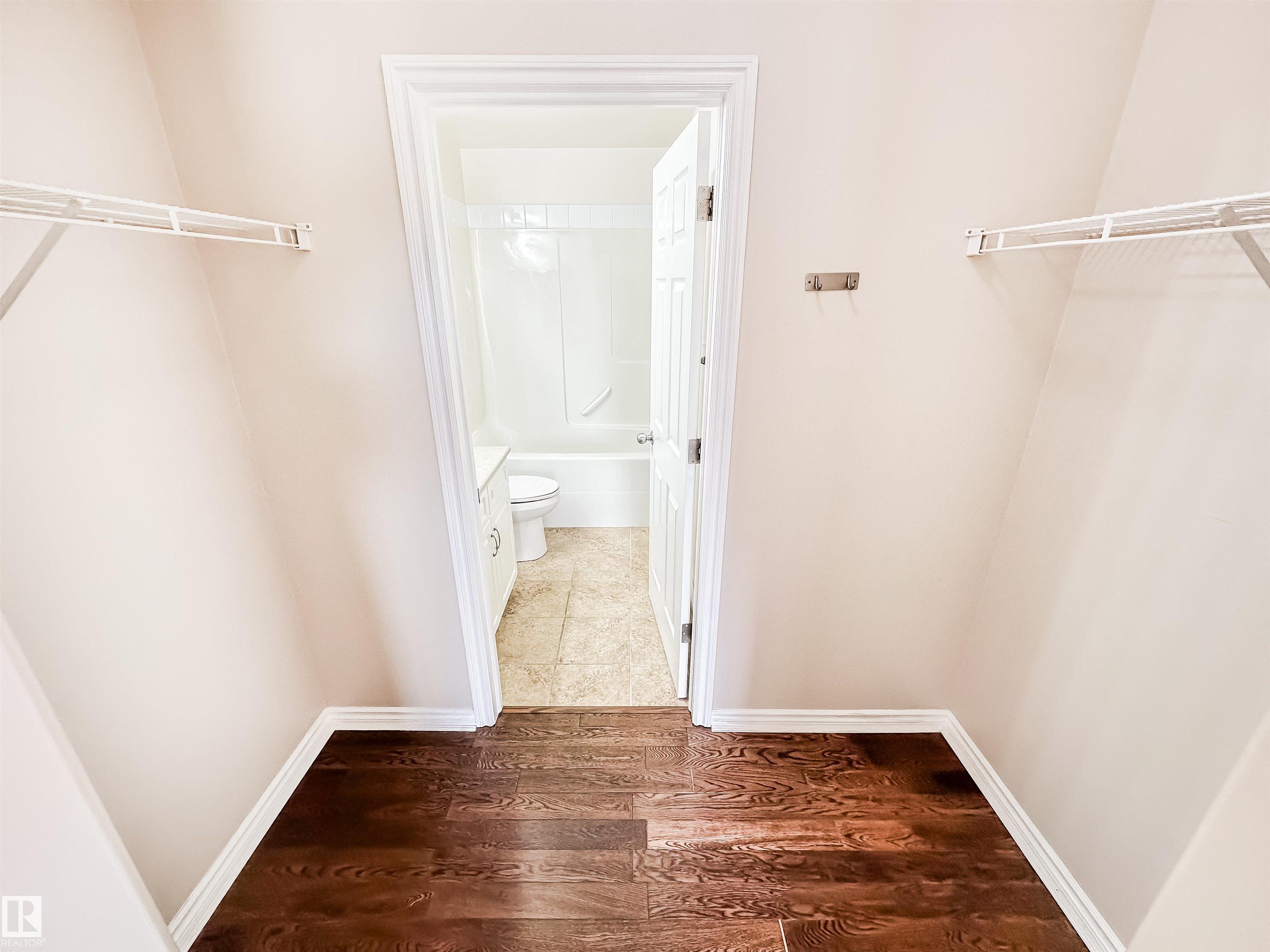 https://zimg.paragon.ice.com/ParagonImages/Property/PM/RAE/225399540/24/0/0/2d590e6fb62f9cf239ae3f99fe530fbc/1/e78ad85d7256d19affbc48cdab36248b/225399540-C6E85A53-02CD-44E3-86B4-EAF97D39D480.JPG