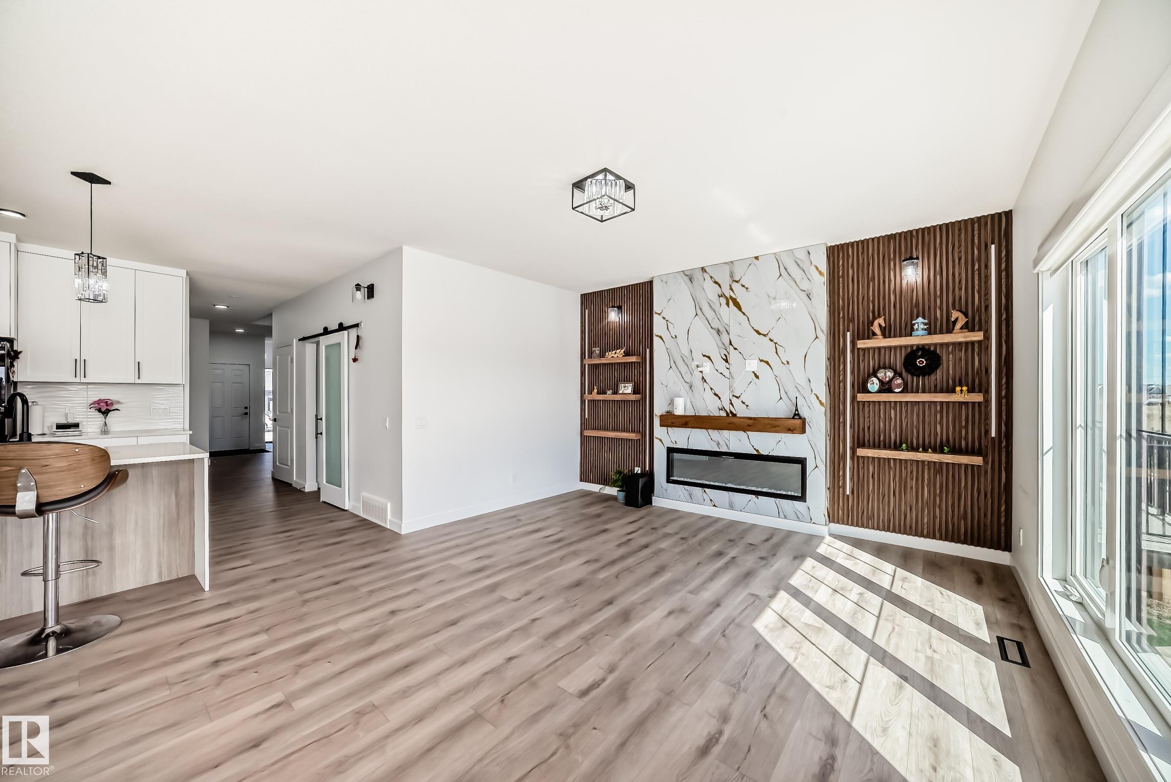 https://zimg.paragon.ice.com/ParagonImages/Property/PM/RAE/225399546/16/0/0/ac5f150ed05273f1bdc3c8859e158810/1/346d04ac007cb17f7126784b13070f8c/225399546-f783008c-c5db-4cb1-b4b6-f24f494da01e.JPG