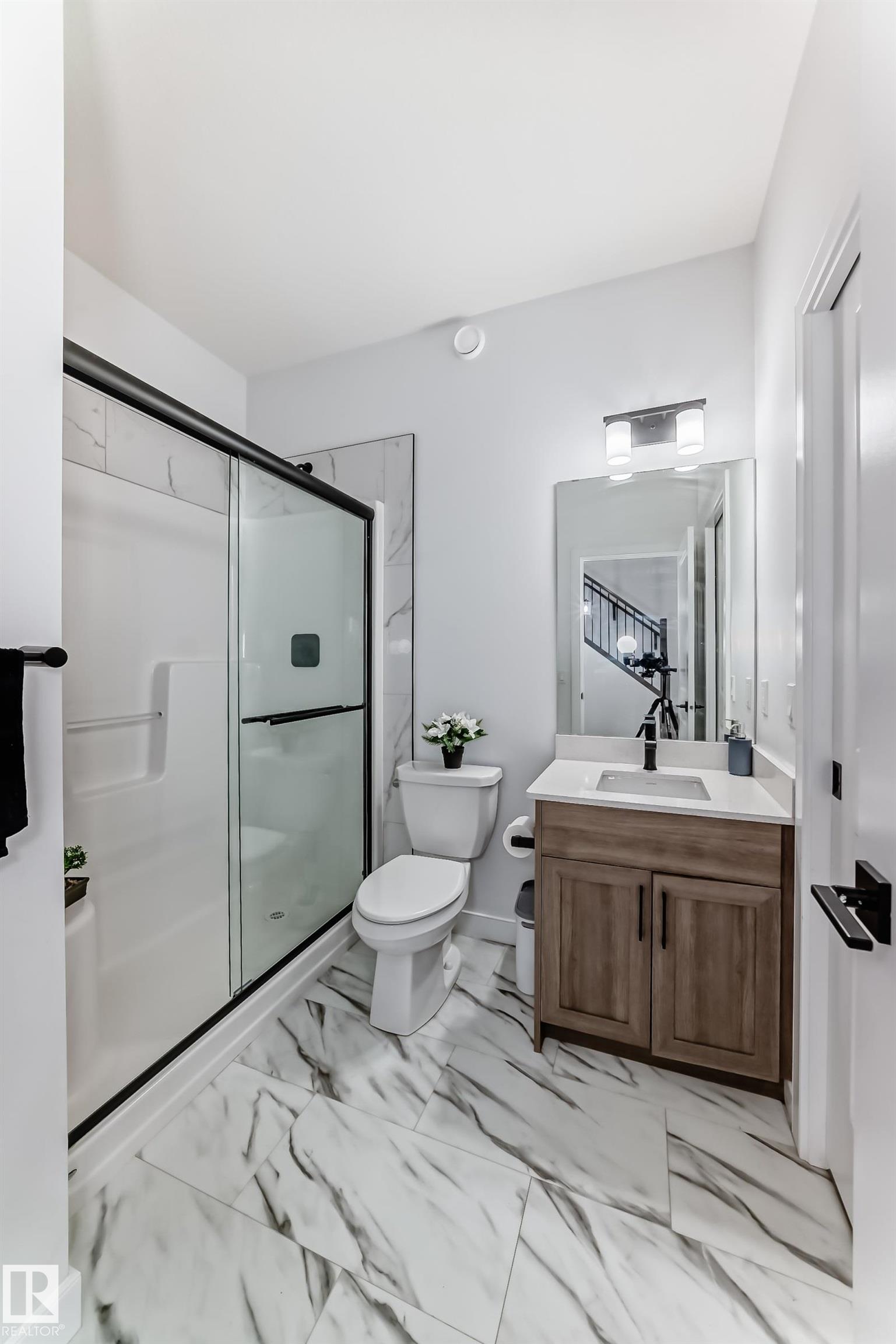 https://zimg.paragon.ice.com/ParagonImages/Property/PM/RAE/225399546/28/0/0/db51535dba0e7d490c3ff4915a87c09c/1/346d04ac007cb17f7126784b13070f8c/225399546-da4096a1-be99-48a2-b960-b9c6c8ac997f.JPG