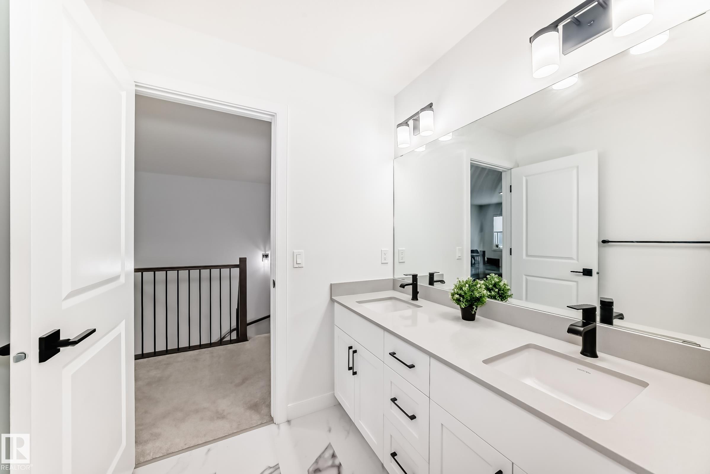https://zimg.paragon.ice.com/ParagonImages/Property/PM/RAE/225399546/48/0/0/238adff0b64831ab4a1aa1a97cd480e8/1/346d04ac007cb17f7126784b13070f8c/225399546-79025D56-4532-4A8C-9FA5-4878DB076612.JPG