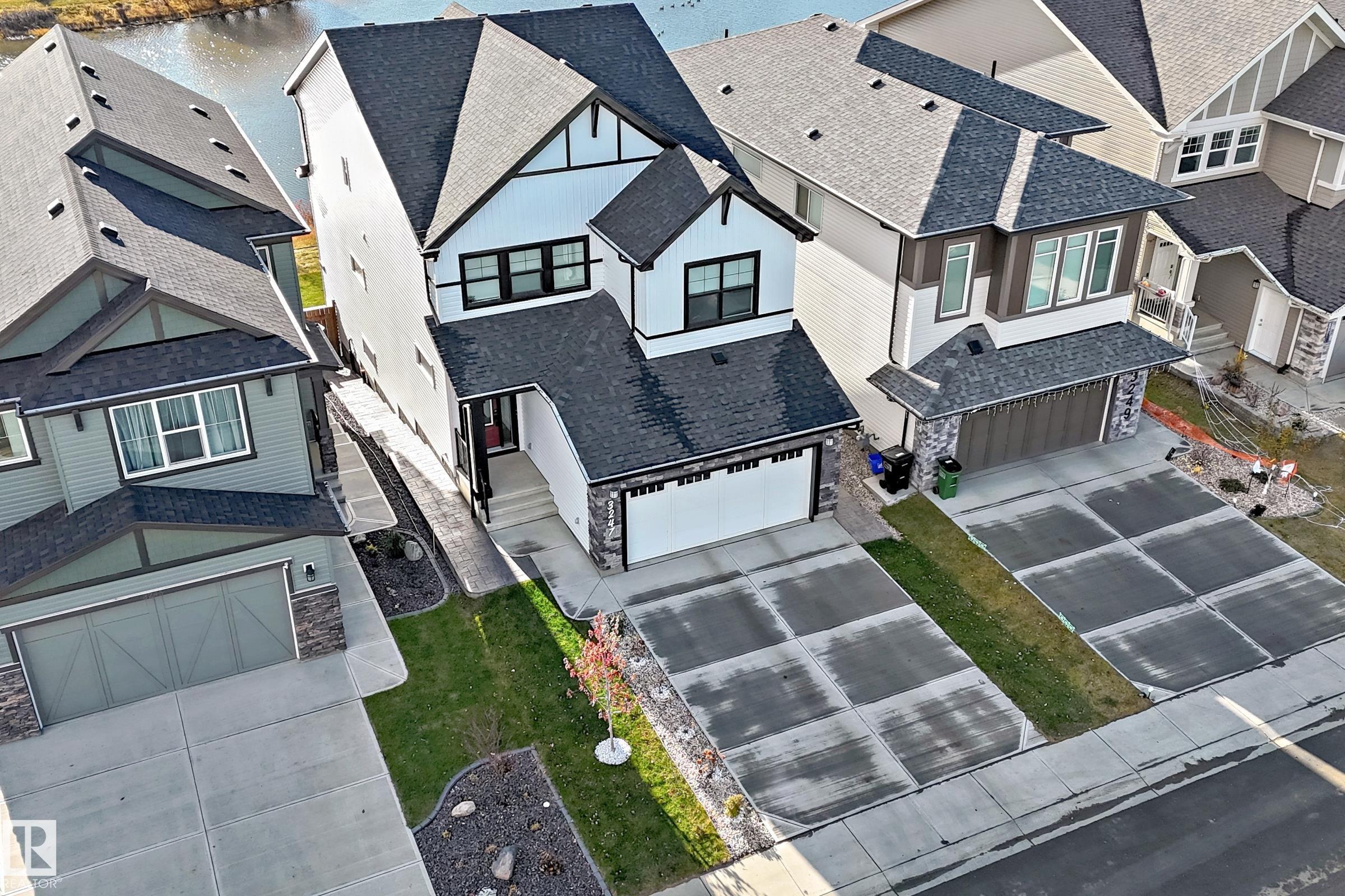 https://zimg.paragon.ice.com/ParagonImages/Property/PM/RAE/225399546/51/0/0/e79bc8ad35fc74ce1dce5328a58e5367/1/346d04ac007cb17f7126784b13070f8c/225399546-50188B7B-5E8D-4957-AE7C-E628DEFD3401.JPG