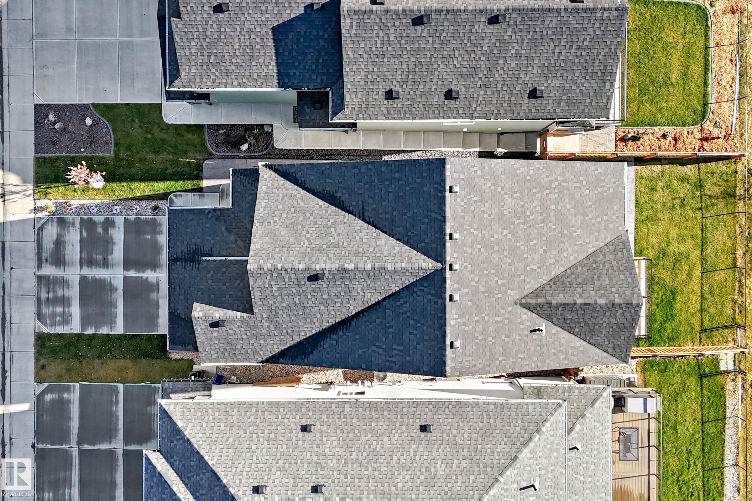 https://zimg.paragon.ice.com/ParagonImages/Property/PM/RAE/225399546/60/0/0/2a6efb500a92455bb77f80c35747250c/1/346d04ac007cb17f7126784b13070f8c/225399546-028EEE4B-CC3E-470A-B707-600D7DE43F88.JPG