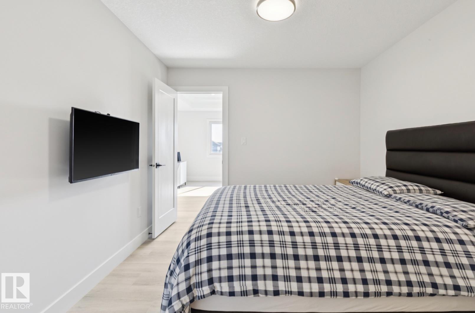 https://zimg.paragon.ice.com/ParagonImages/Property/PM/RAE/225399547/20/0/0/b78cc43b4a0d25a85715407c7db0d211/1/a41b1fe6abe1ac51298069c2b7a3b406/225399547-24cbb434-f00f-4a8d-ba58-558ebf15a9b2.JPG