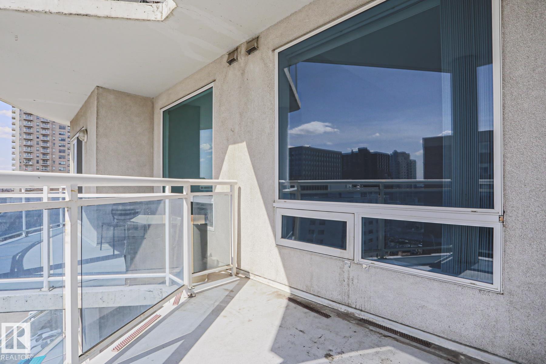 https://zimg.paragon.ice.com/ParagonImages/Property/PM/RAE/225399550/34/0/0/b65b0c447a1bc3dabec8a8184fca1a5b/1/b3d715c4e5f3815328fefe2573e8584f/225399550-e709f516-d3e0-4bdf-8738-3656659c7c8d.JPG