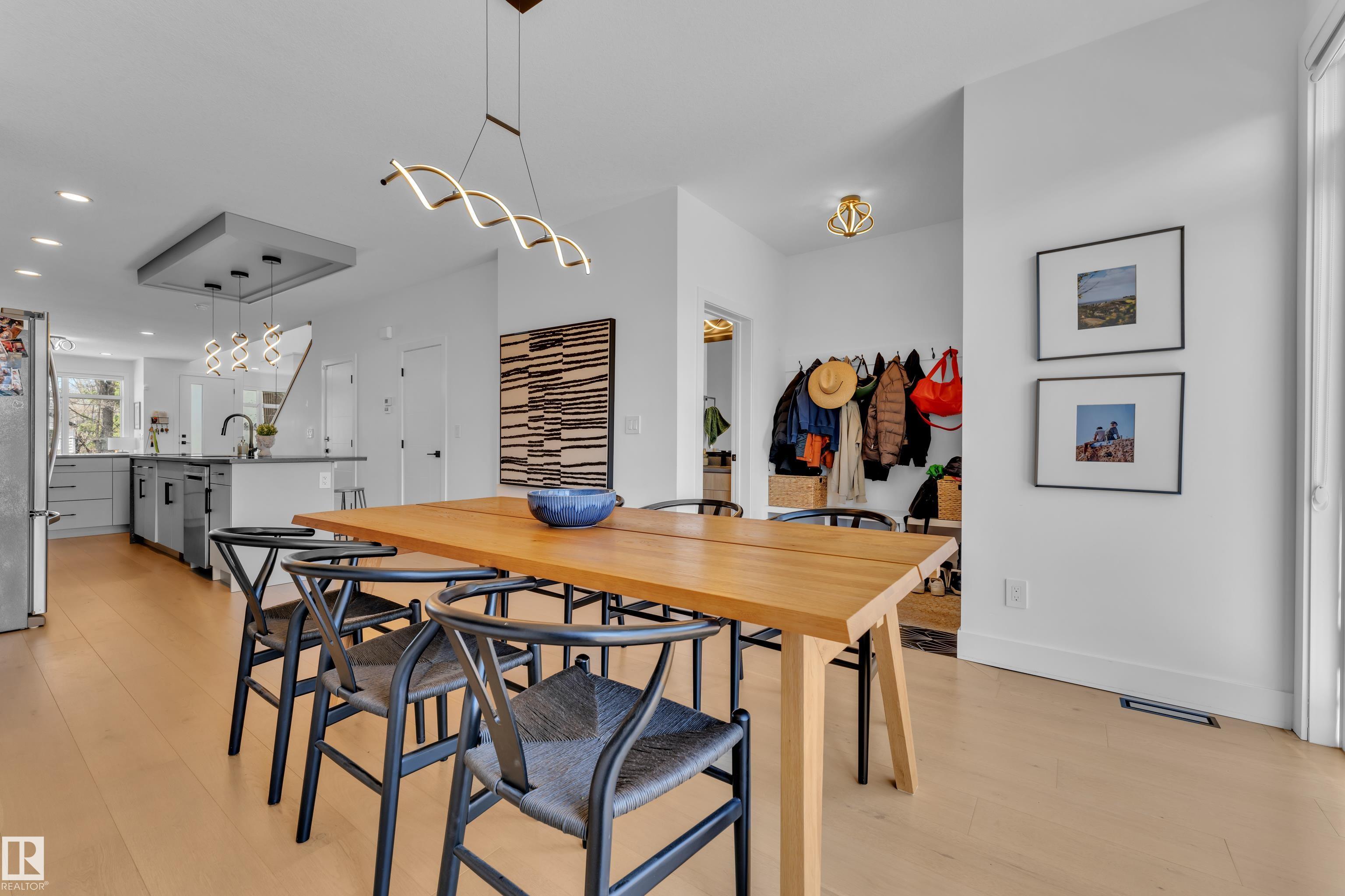 https://zimg.paragon.ice.com/ParagonImages/Property/PM/RAE/225399558/28/0/0/b98b8d3fe6a0b31671cca4452f2835d6/1/9365ae2e1d826626492ebec858b382b1/225399558-1eb68482-18bb-4981-9a9b-d12e2966307e.JPG