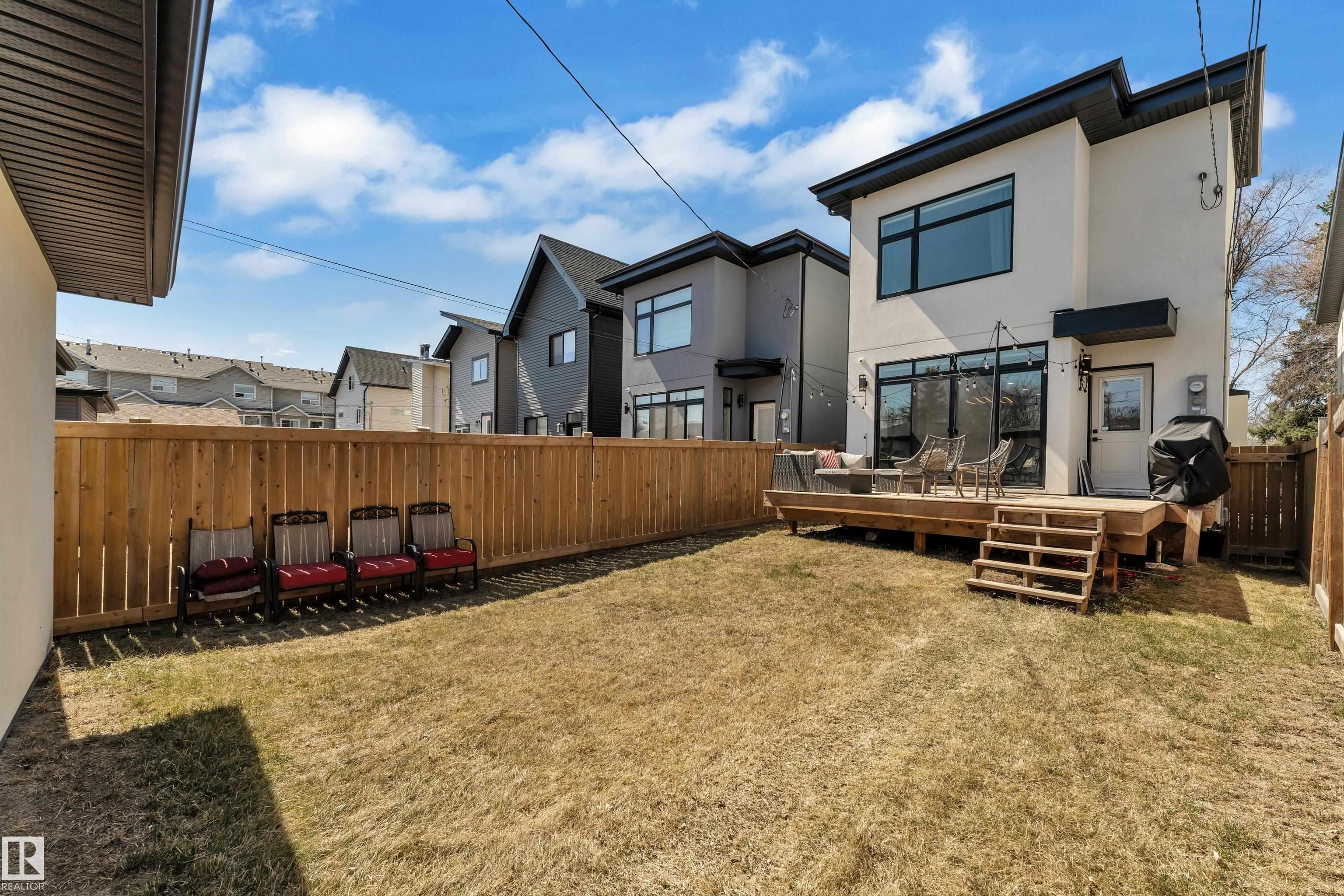 https://zimg.paragon.ice.com/ParagonImages/Property/PM/RAE/225399558/6/0/0/57b63baaf036cc5832c9a2d88016dd04/1/9365ae2e1d826626492ebec858b382b1/225399558-510d58c7-4ee4-4be6-afcc-2d98ae8dad32.JPG