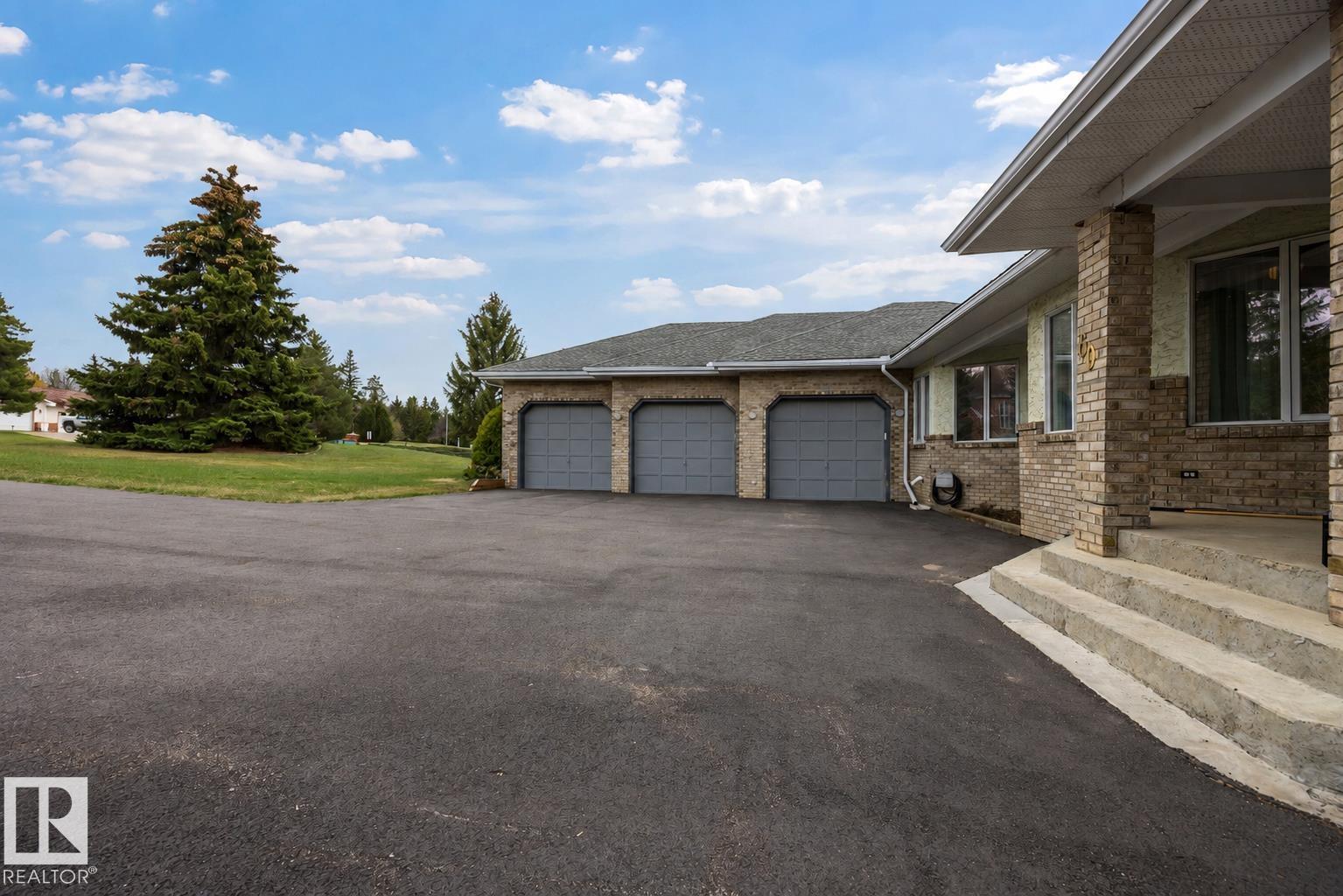 Photo 7 at 60 Sturgeon View Crescent, Manor Est Phase II, Rural Sturgeon County
