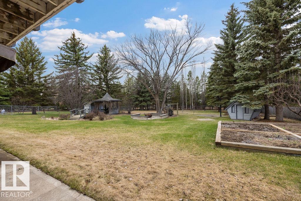 Photo 10 at 60 Sturgeon View Crescent, Manor Est Phase II, Rural Sturgeon County