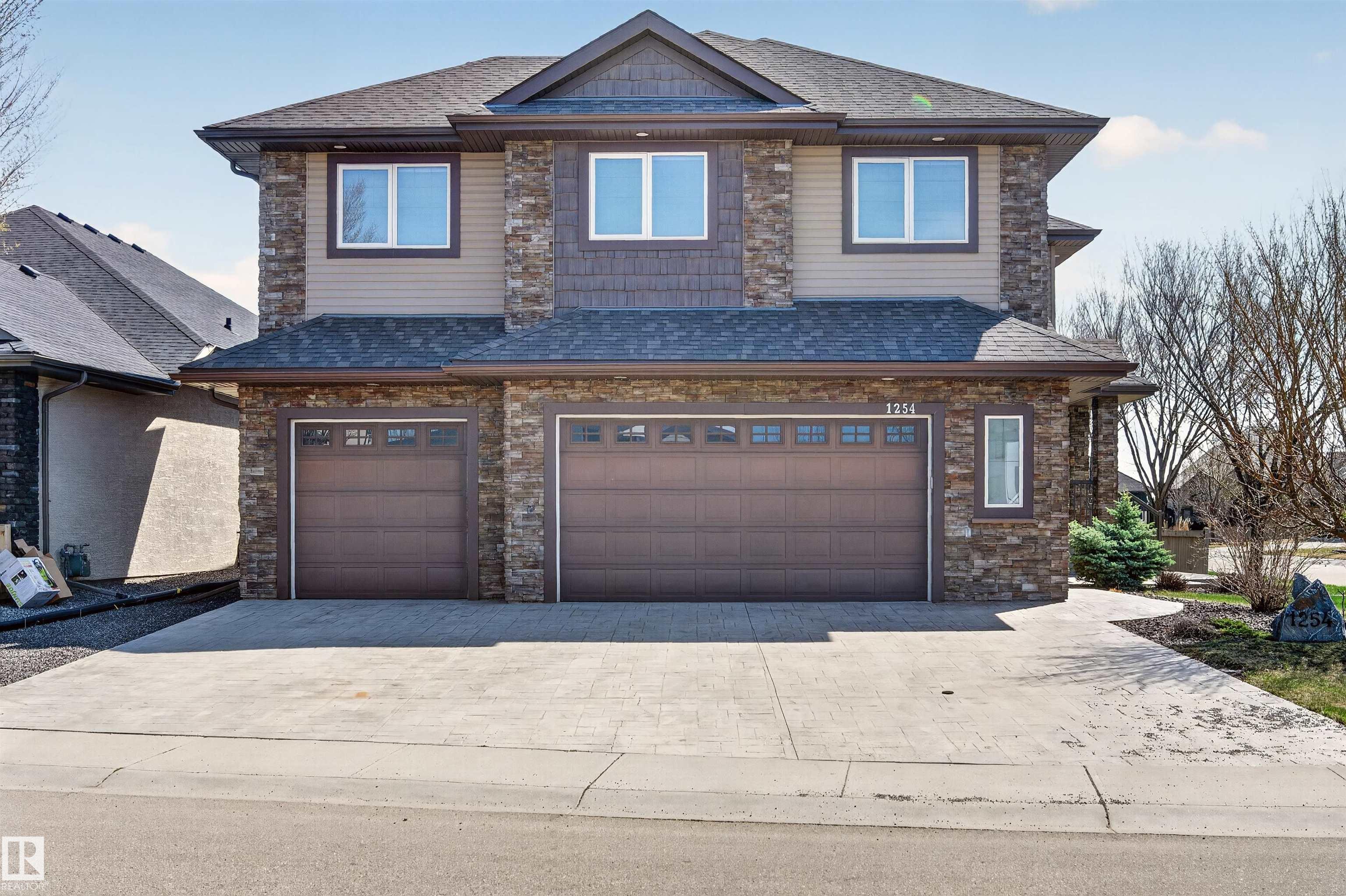 Picture for 1254 ADAMSON DR SW