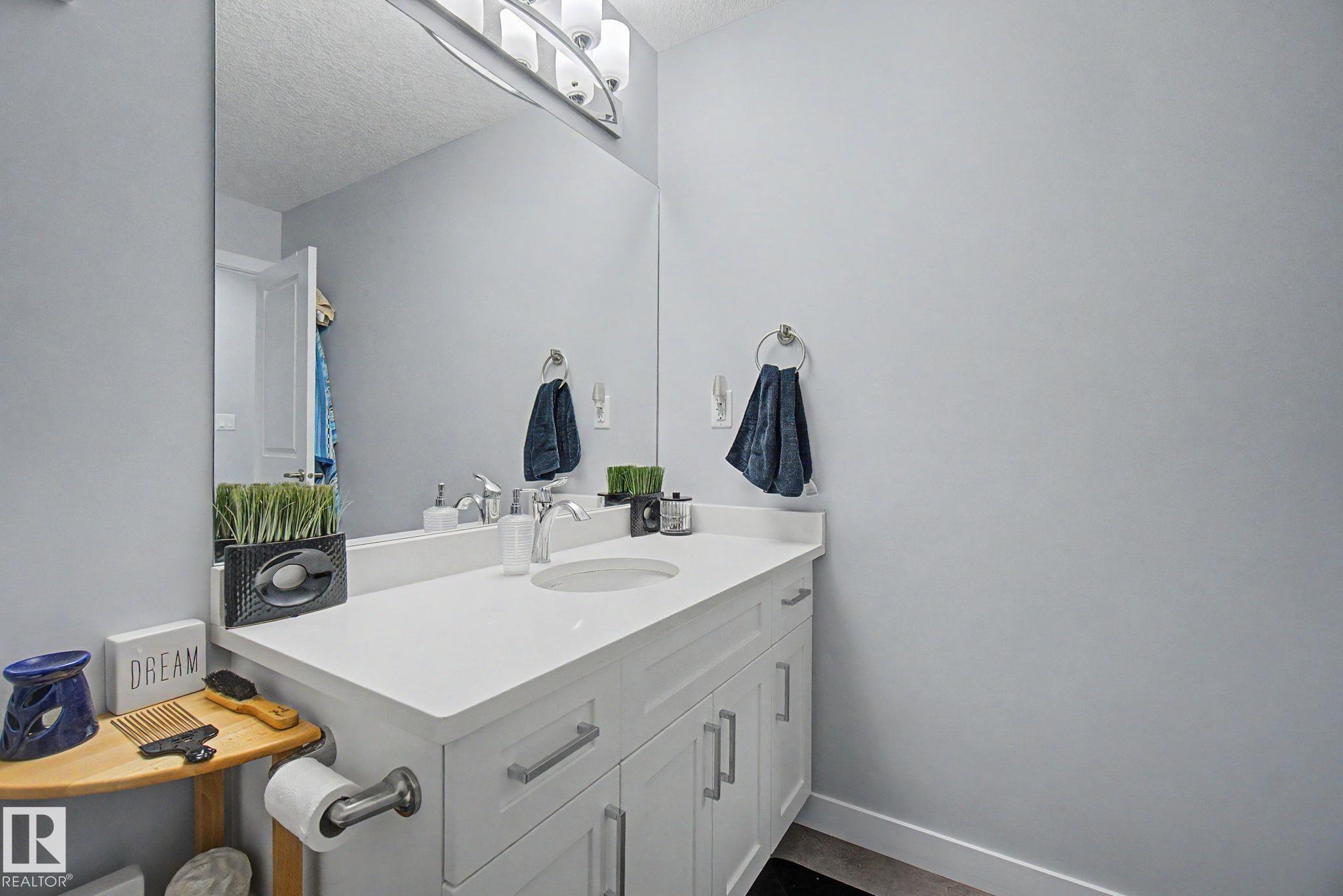 Photo 33 at 4018 Kinsella Way SW, Keswick, Edmonton