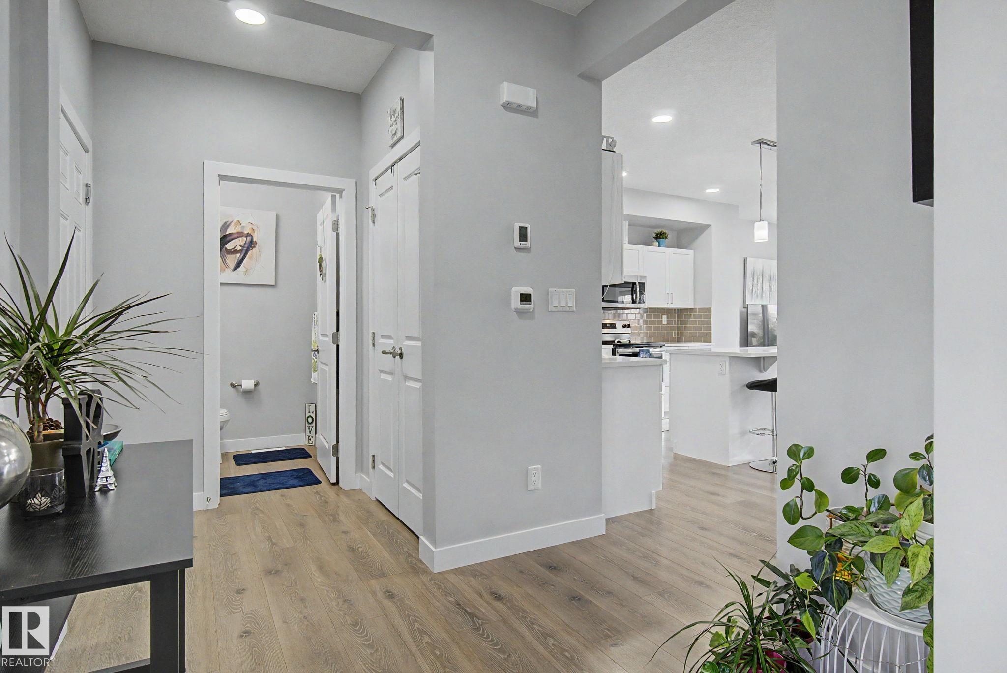 Picture for 4018 KINSELLA WY SW