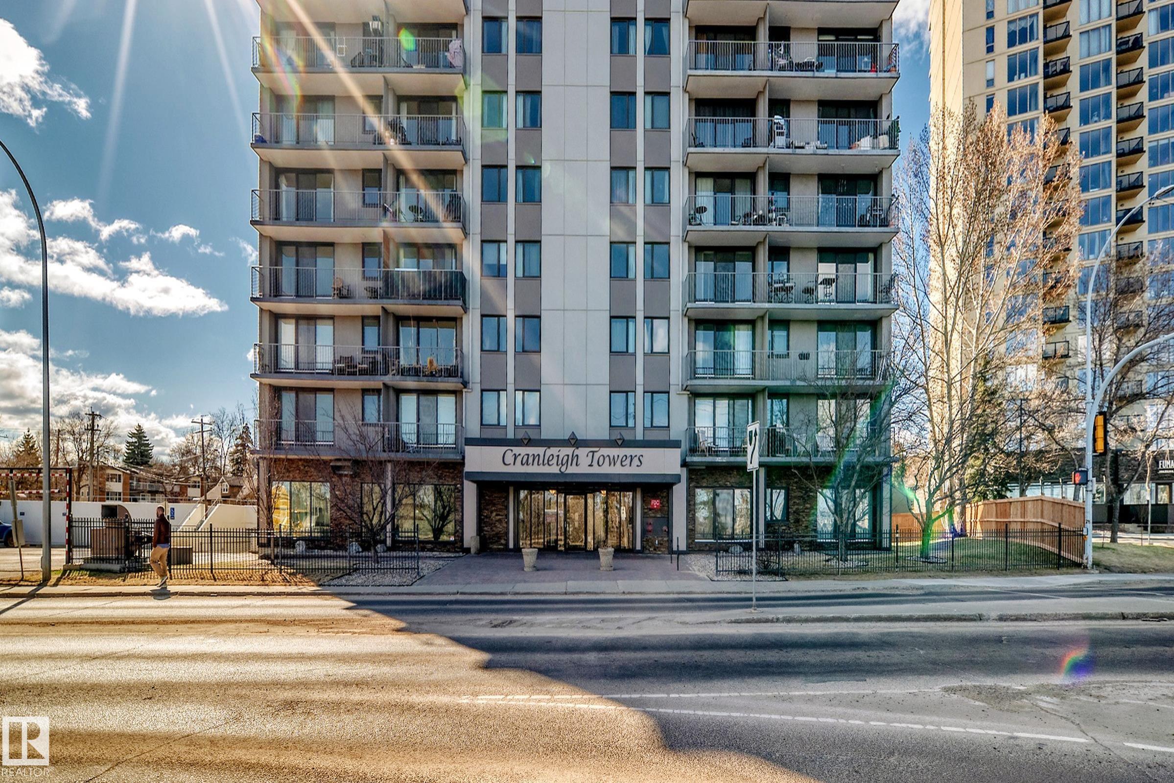https://zimg.paragon.ice.com/ParagonImages/Property/PM/RAE/225399598/2/0/0/489e18058ee90539ca39b2aba10294b2/1/705223db10c7dba976948815da88e8fa/225399598-3e37aa65-2547-41c6-8ddd-9ccf2dd6f922.JPG