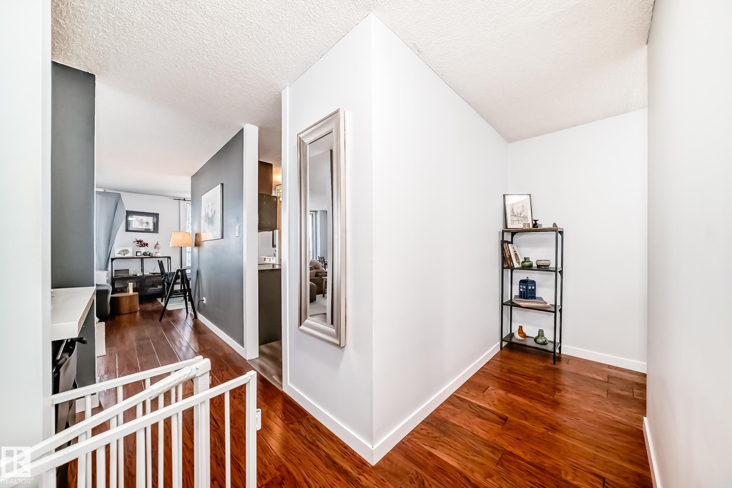 https://zimg.paragon.ice.com/ParagonImages/Property/PM/RAE/225399598/46/0/0/559ebadbd1f05fee3ca9b8ad332db3c3/1/705223db10c7dba976948815da88e8fa/225399598-39e9ace8-a74e-44a9-b611-bd14a92c3fb3.JPG