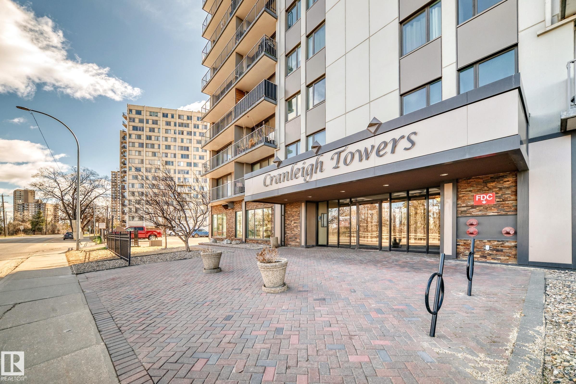 https://zimg.paragon.ice.com/ParagonImages/Property/PM/RAE/225399598/62/0/0/9f1f8317457a9e3f91b44ac314a63ebe/1/705223db10c7dba976948815da88e8fa/225399598-b10fe2f9-31e5-46d3-bd2b-0e3370311120.JPG