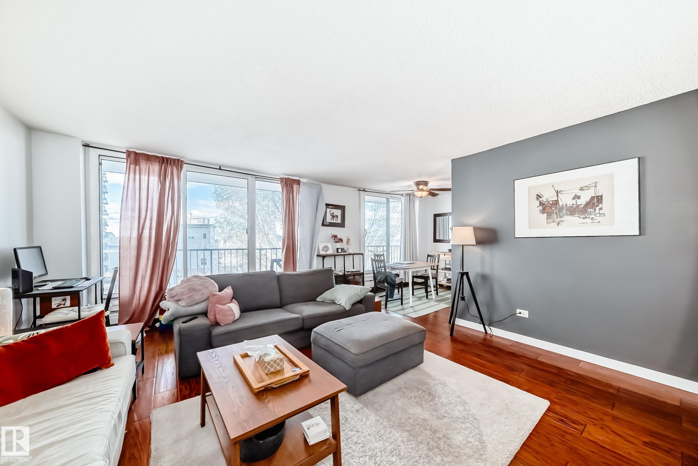 https://zimg.paragon.ice.com/ParagonImages/Property/PM/RAE/225399598/9/0/0/3e3d6eadb61b9e6657e32e82602f4d0f/1/705223db10c7dba976948815da88e8fa/225399598-c3189943-838b-498f-a56c-71d1d7d815e0.JPG
