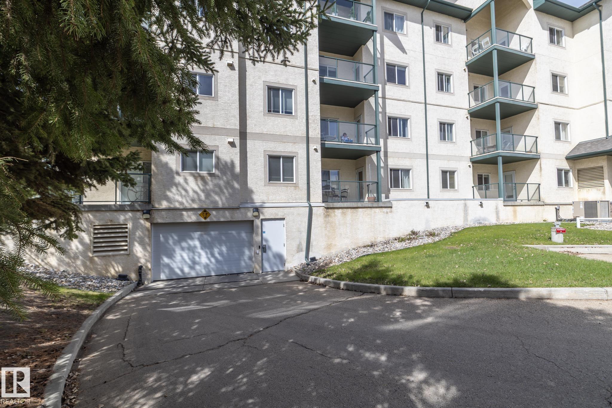 https://zimg.paragon.ice.com/ParagonImages/Property/PM/RAE/225399600/23/0/0/632f551da9d2d72b6df174c4c512ea93/1/fd76cec59daba7b1c2d7757598e2543a/225399600-9588b3e0-7e5f-435d-ab66-395a605e16eb.JPG