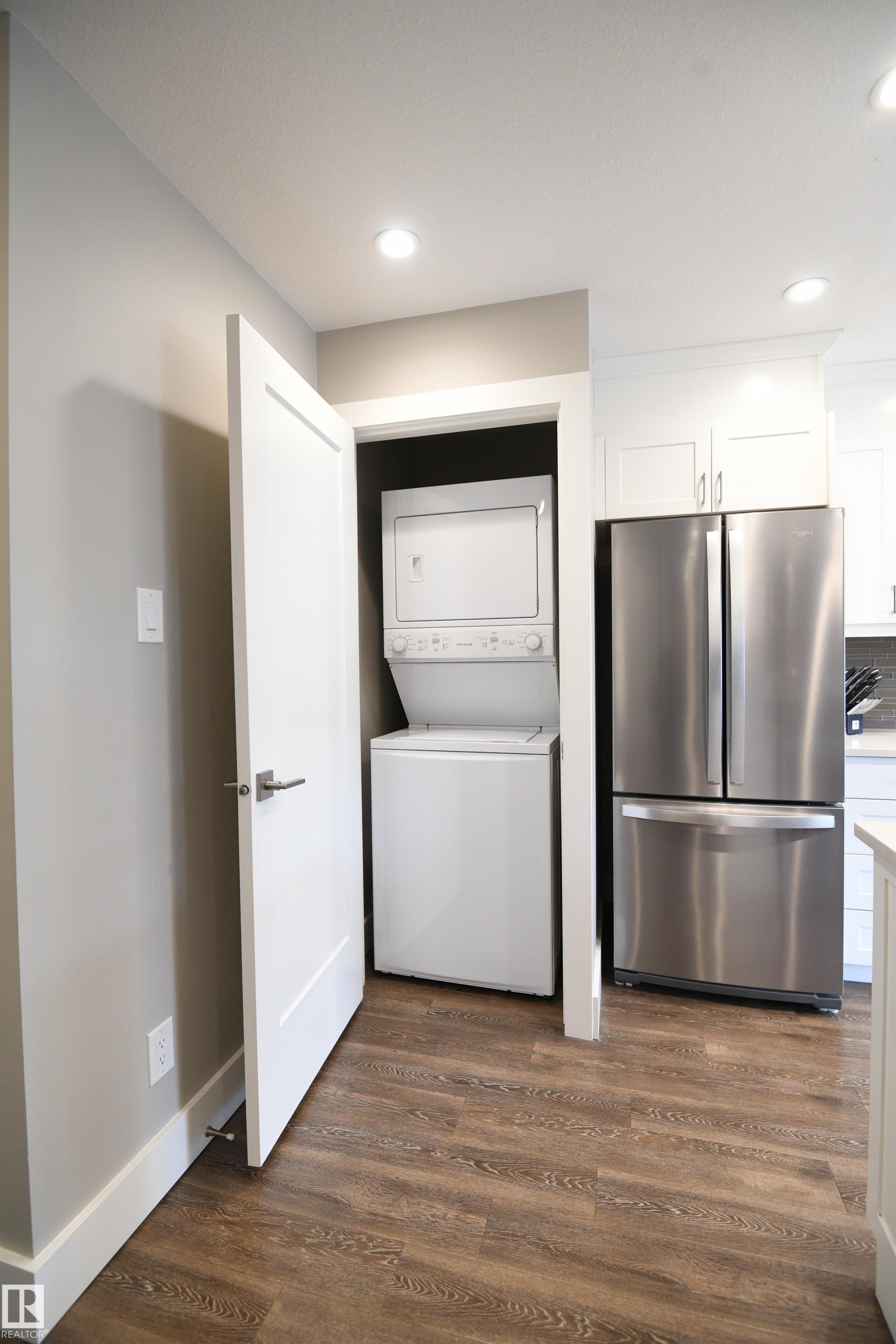 https://zimg.paragon.ice.com/ParagonImages/Property/PM/RAE/225399606/21/0/0/65d5ab4f93a84e733b03ae33e2be1284/1/d9b59ad9c193c12be65e6f1cbeddc03a/225399606-18f3e247-2f1f-4123-8aed-fefc84e1ede7.JPG