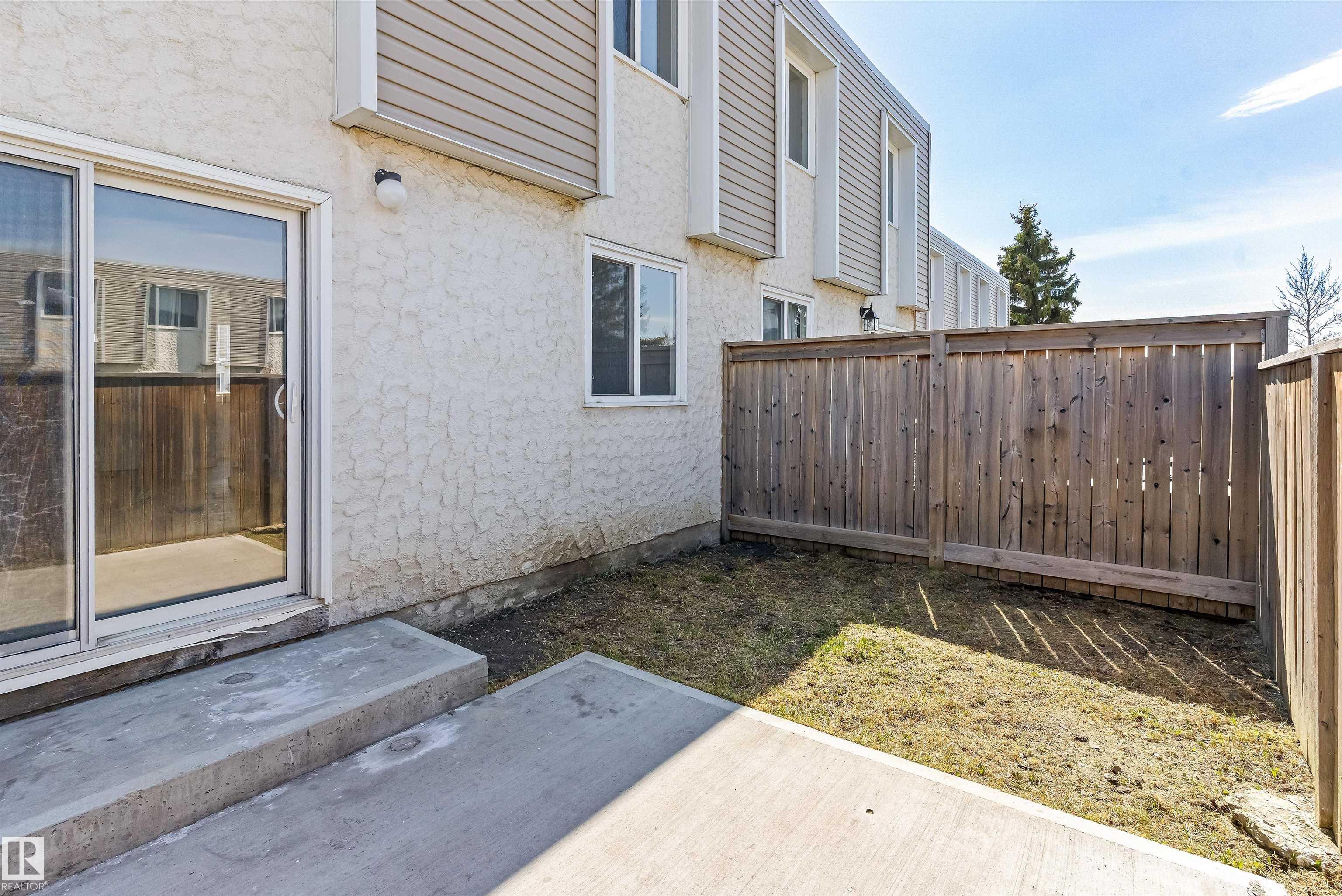 https://zimg.paragon.ice.com/ParagonImages/Property/PM/RAE/225399609/34/0/0/7527447ad7e15cc3e6cf1701122c5051/1/0a9731efc117d23f3ce069d2700ddd87/225399609-18b245a7-f47c-46df-b5ff-65df96b4f85b.JPG