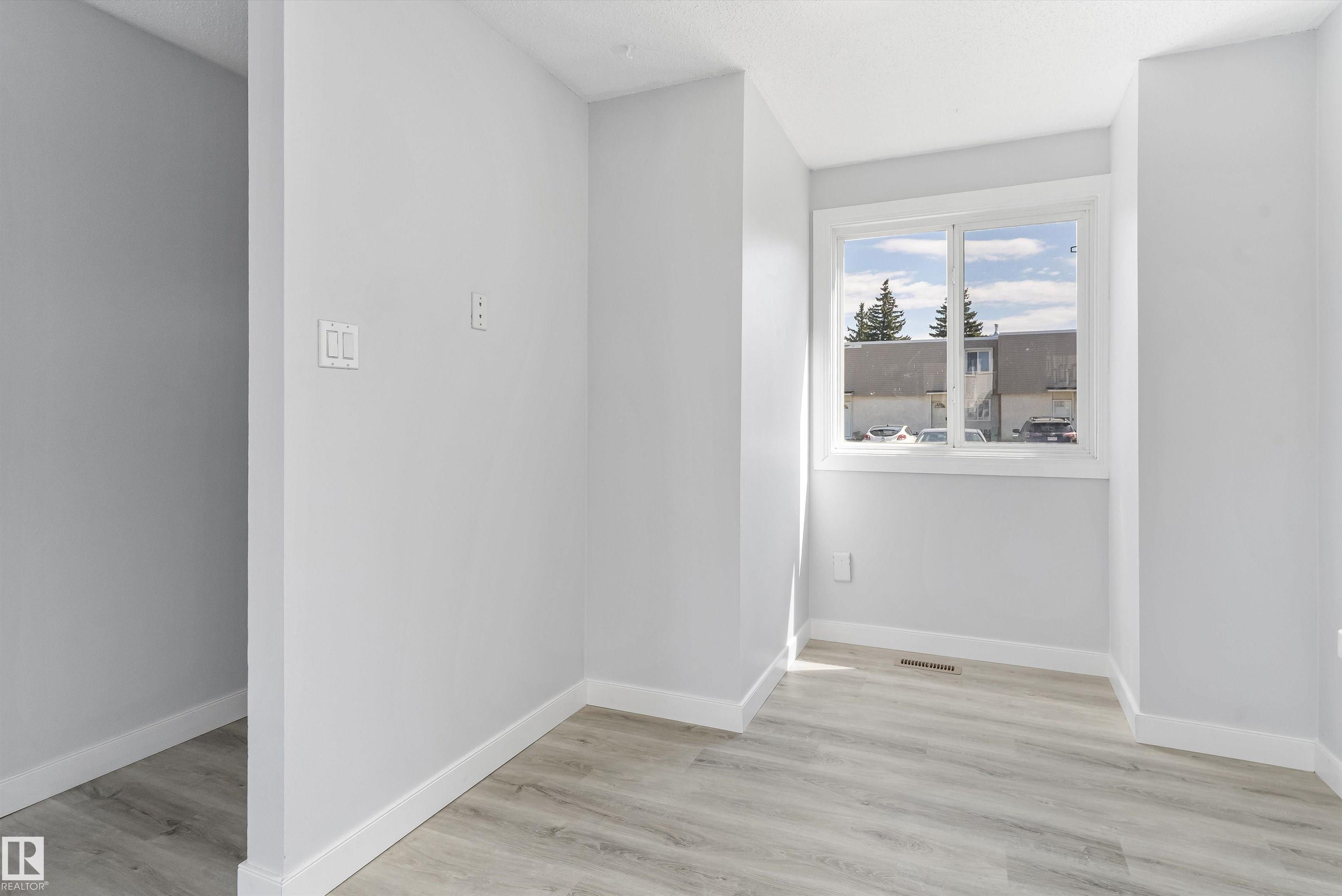 Picture for 120 CORNELL CO NW