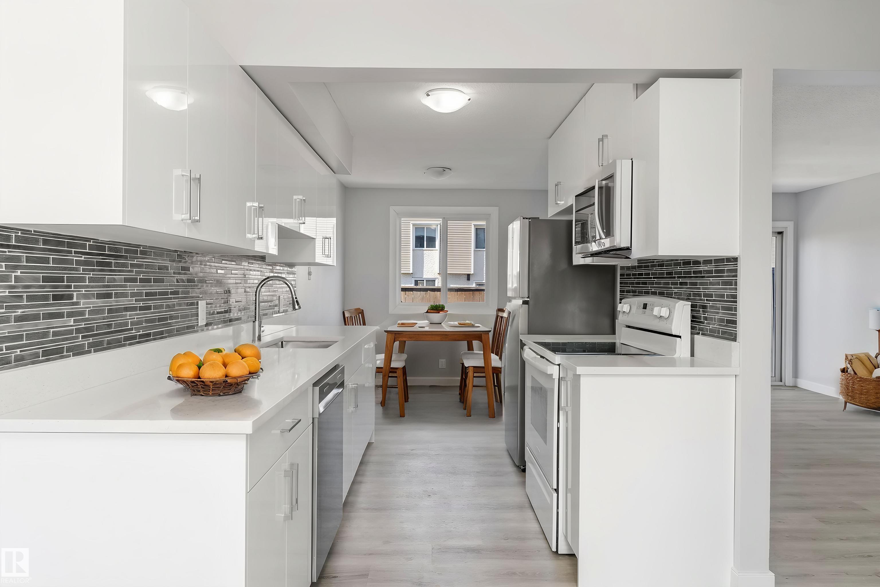 https://zimg.paragon.ice.com/ParagonImages/Property/PM/RAE/225399609/8/0/0/56f3210a215e3174c4a7f5d5c15a55d1/1/0a9731efc117d23f3ce069d2700ddd87/225399609-39bbf82c-d675-450b-84c1-81ba497265ba.JPG