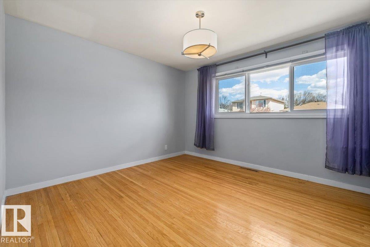 Photo 14 at 9828 79 Street NW, Forest Heights, Edmonton