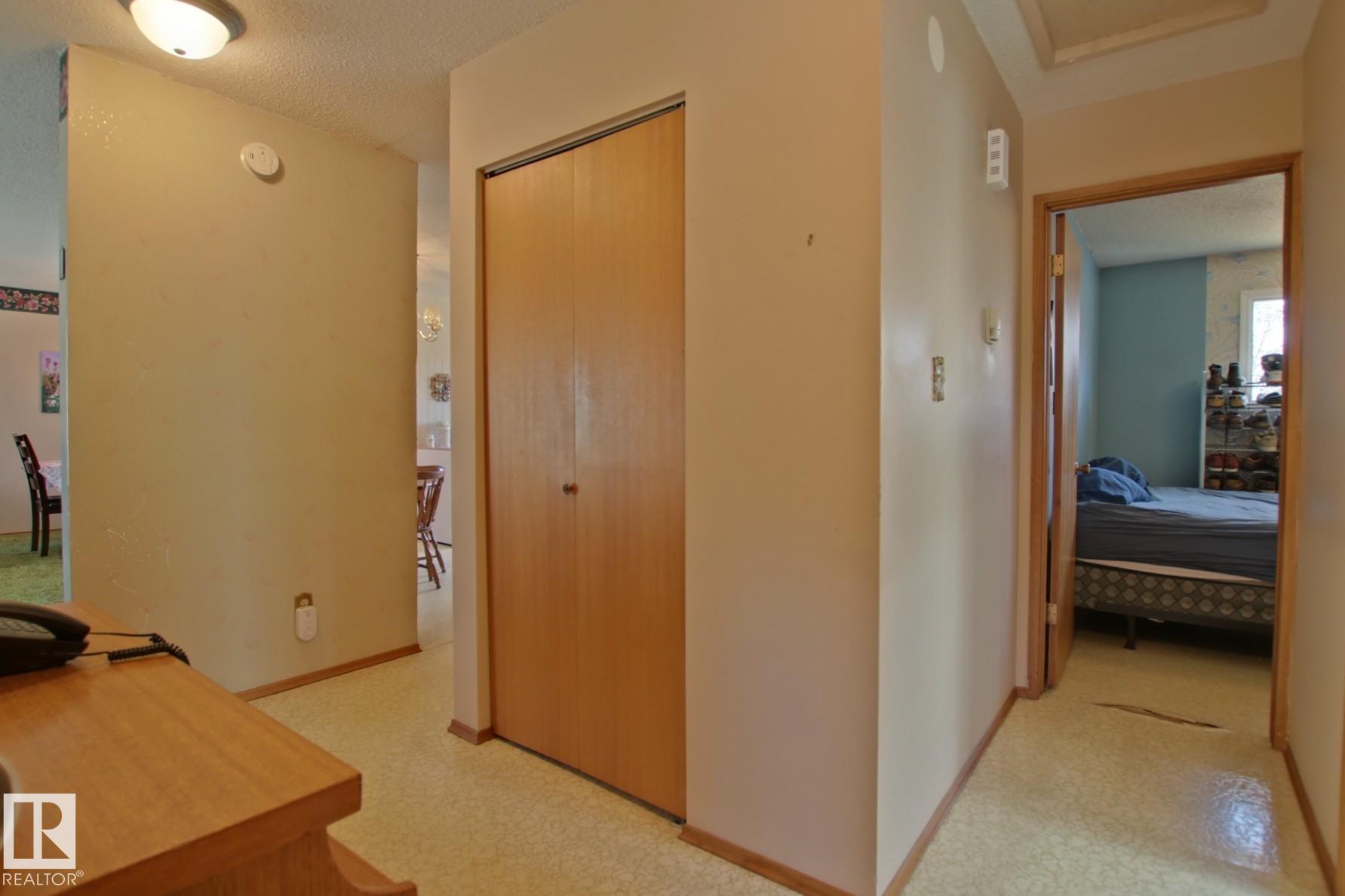 https://zimg.paragon.ice.com/ParagonImages/Property/PM/RAE/225399612/24/0/0/8beb6999d5f0578102a8fa92d2a85176/1/e00c8bef353a46cf035ee5b06c3dc4bb/225399612-b98546bb-499b-47fb-b181-43fb95d675ca.JPG