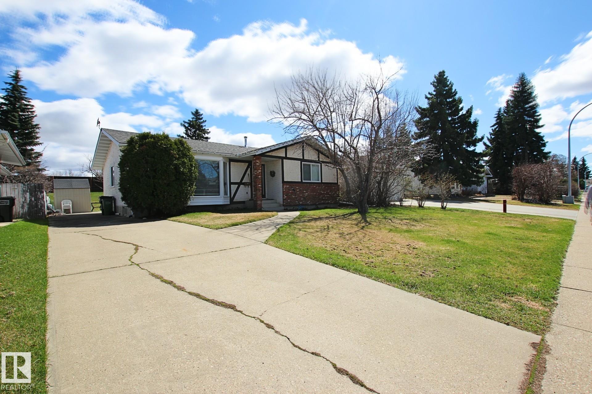 Picture for 3539 104 ST NW