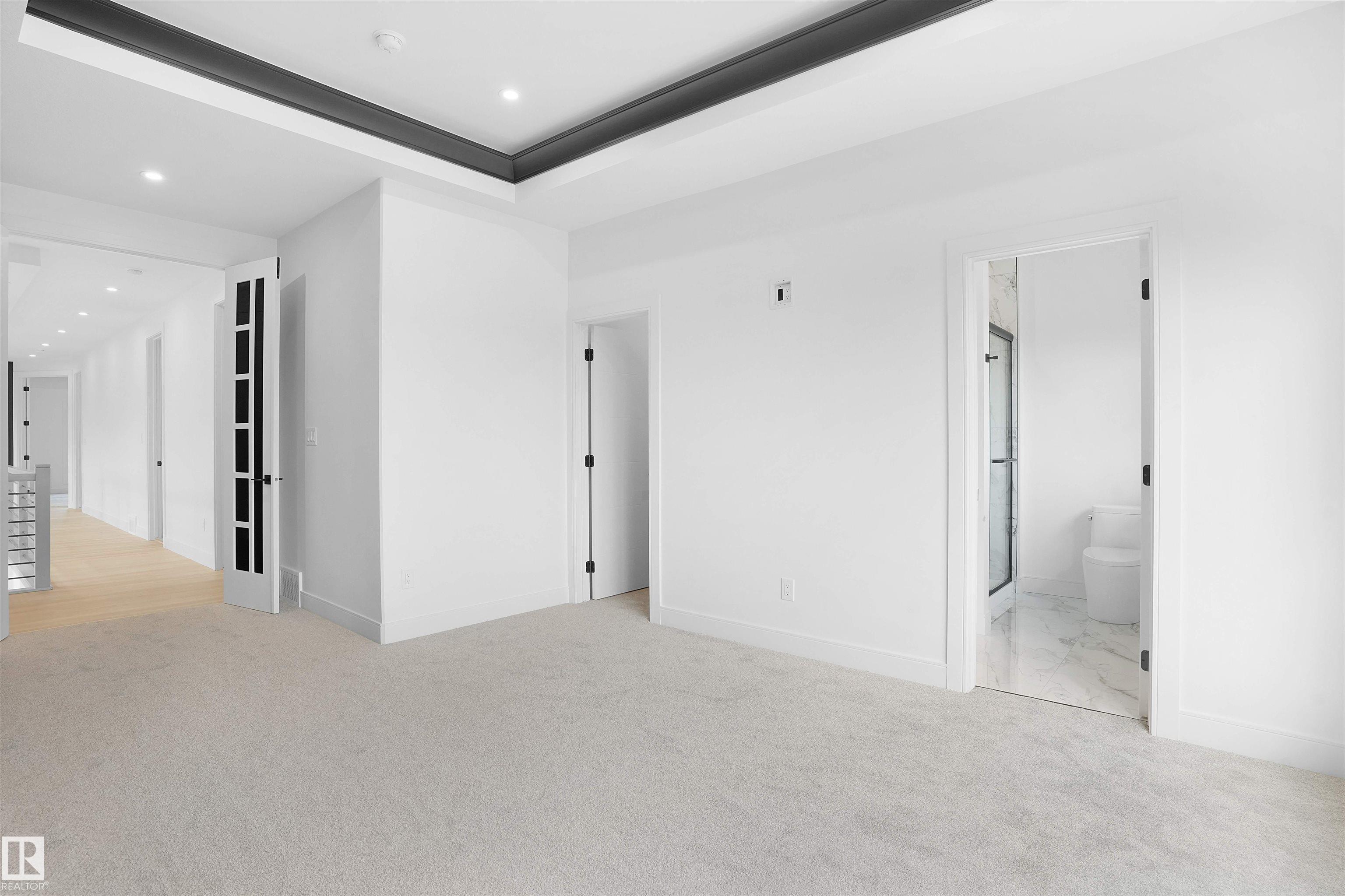 https://zimg.paragon.ice.com/ParagonImages/Property/PM/RAE/225399616/60/0/0/593acca6e6bdccb1294ff6a3978e5c7b/1/da46d4e8bd4cc4f84f6cc27b0f30383e/225399616-44d5eef9-ee3b-4633-9d20-c961a0502852.JPG