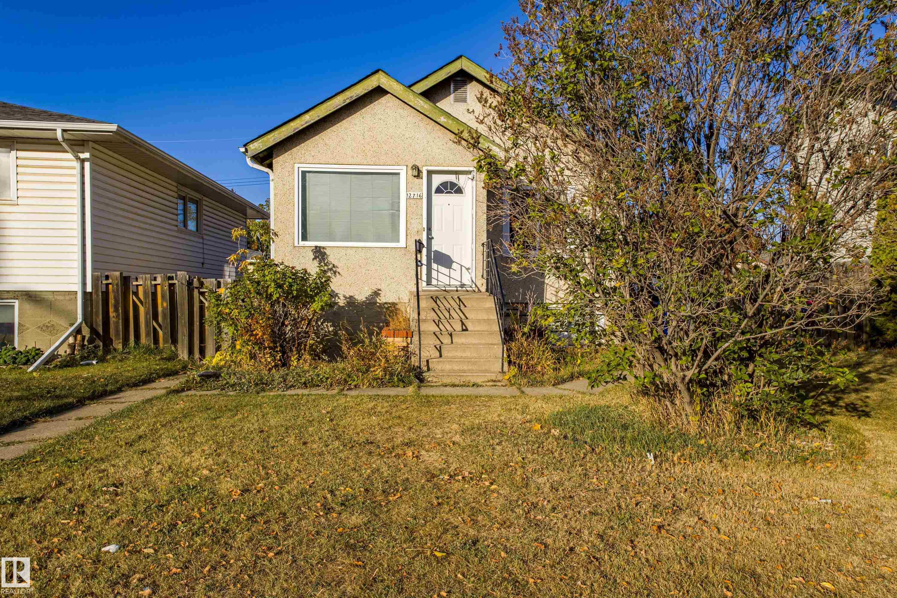 12716 12718 94 Street NW, Killarney, Edmonton