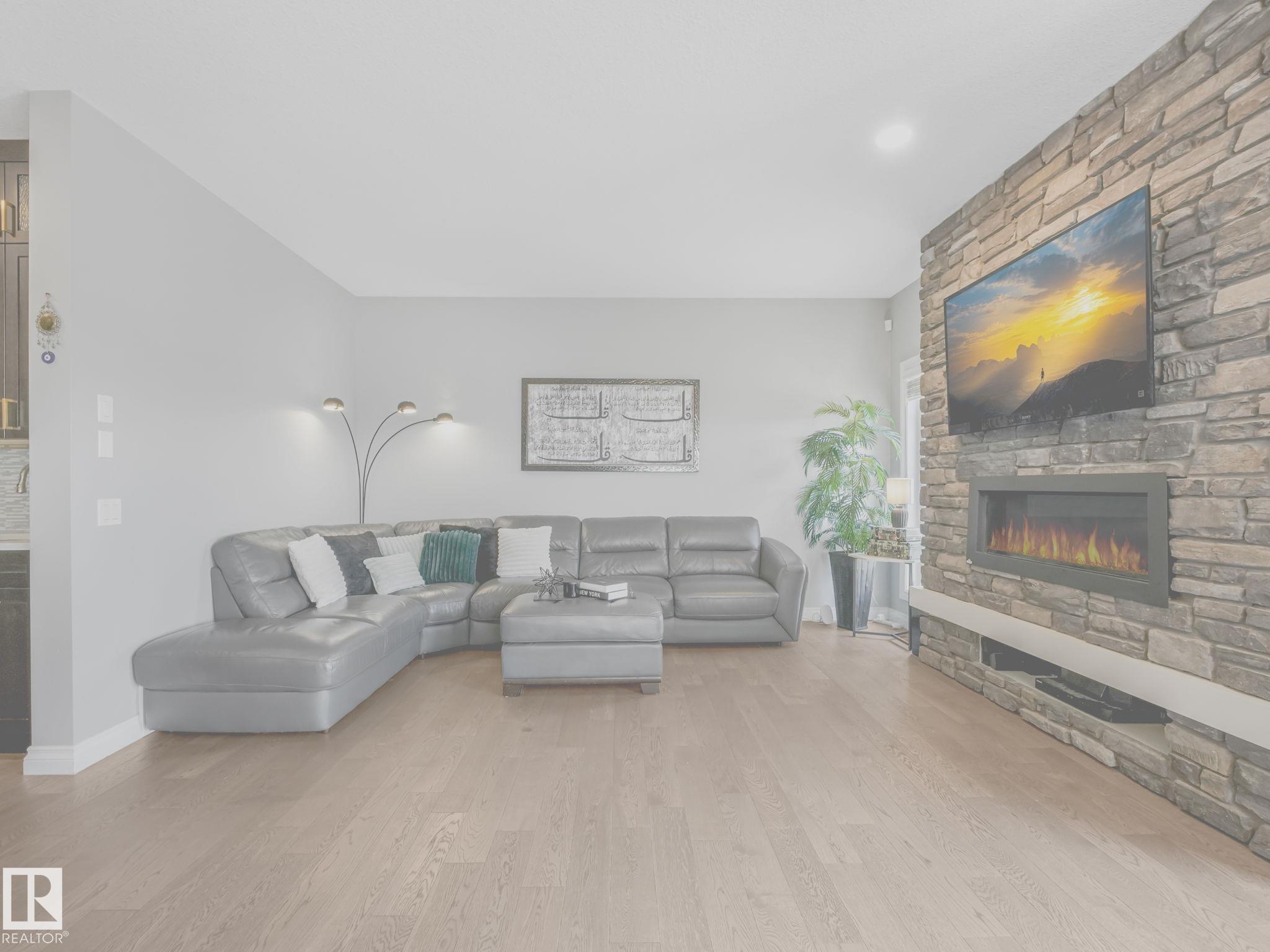 https://zimg.paragon.ice.com/ParagonImages/Property/PM/RAE/225399638/24/0/0/d37b36c67258d7587609214b99cf780f/1/02b4b3aa13922343856ce9bae6186dd8/225399638-51a20deb-422d-42a5-ba3d-997af9d73f0a.JPG