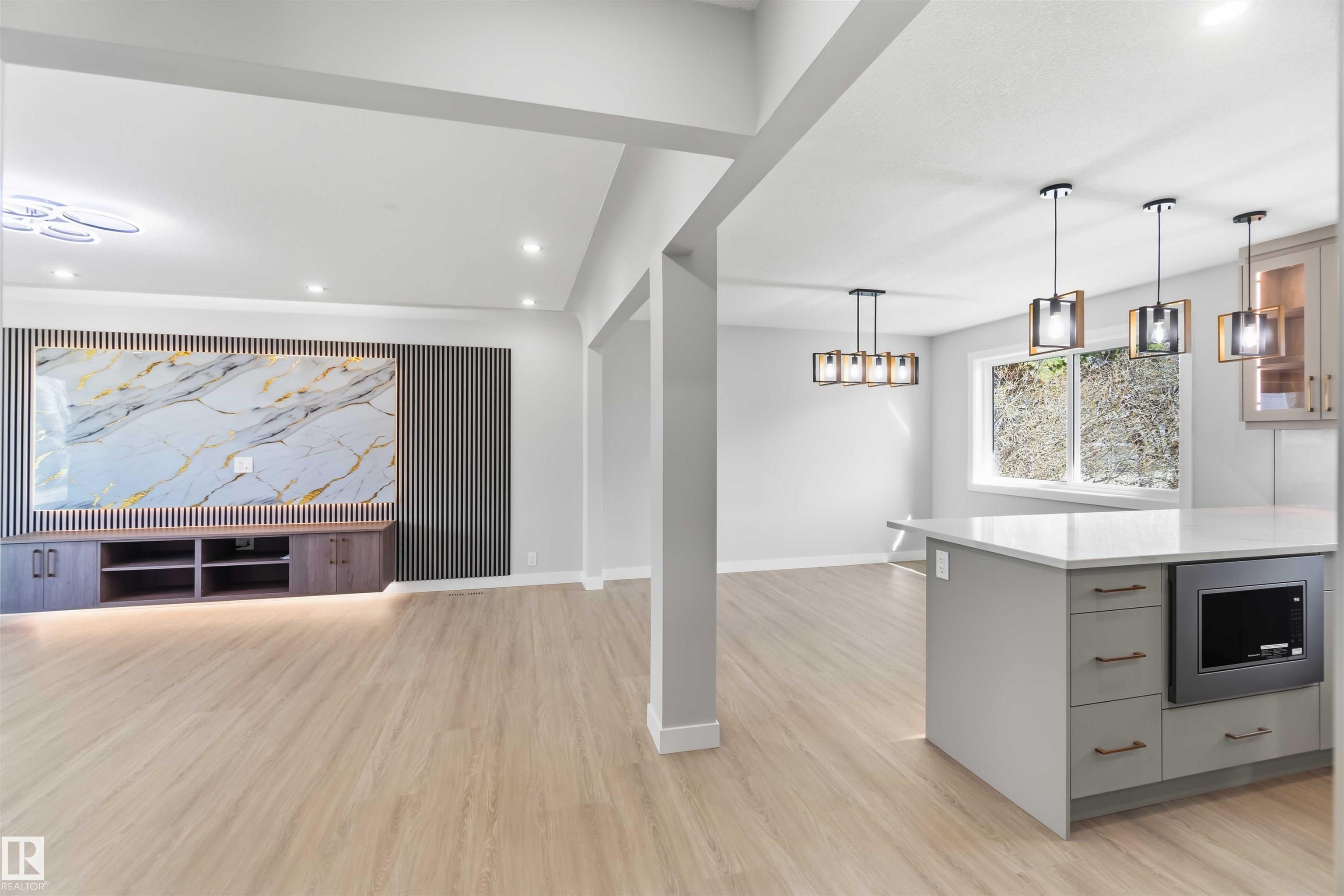 Photo 21 at 8736 66 Avenue NW, Argyll, Edmonton