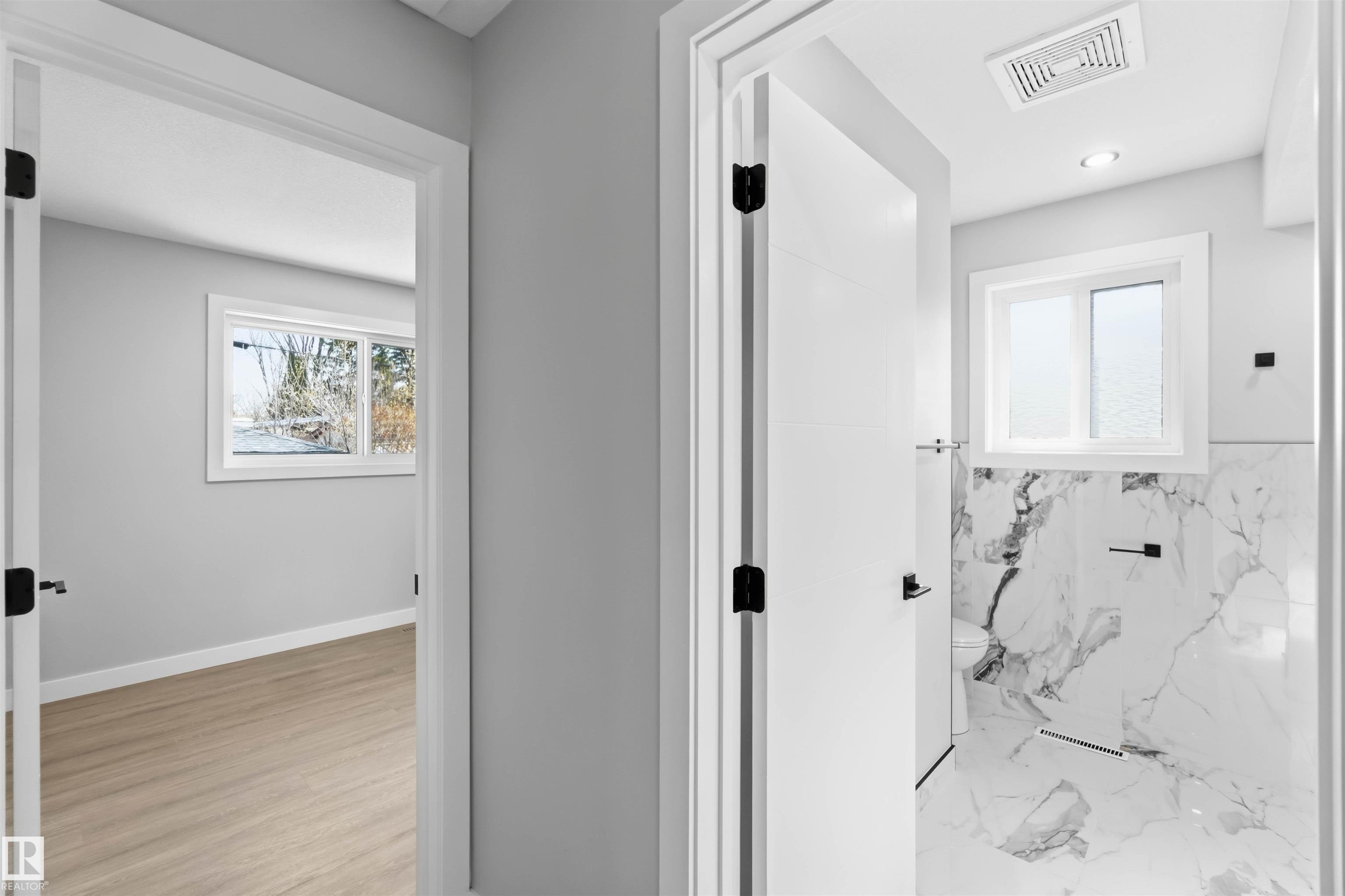 Photo 24 at 8736 66 Avenue NW, Argyll, Edmonton