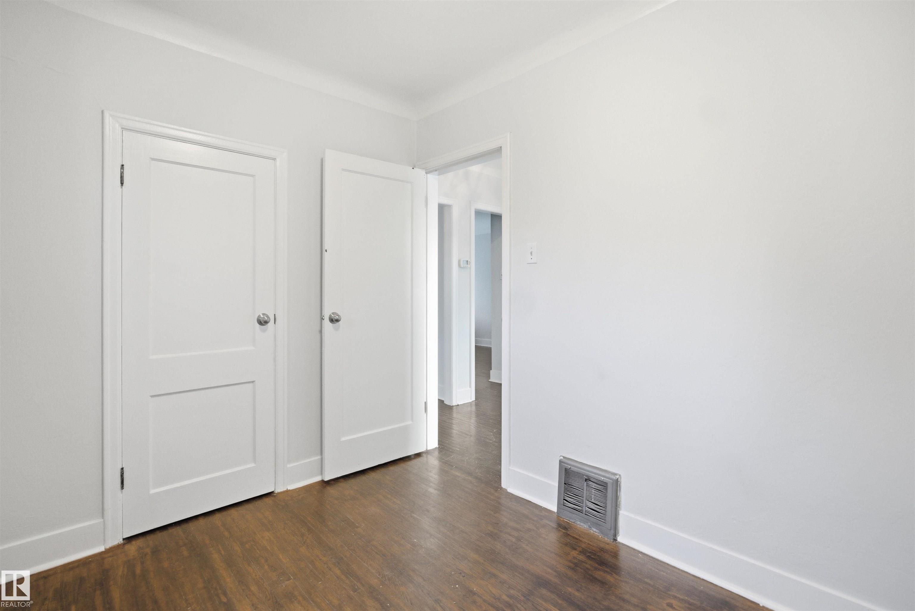https://zimg.paragon.ice.com/ParagonImages/Property/PM/RAE/225399650/10/0/0/f9ffe804d6ee37f5f5a3c42c8f181a90/1/67461581f411b1e476be0f89c57cc083/225399650-d43727ef-4cda-41a7-97a7-a32c791f3ec9.JPG