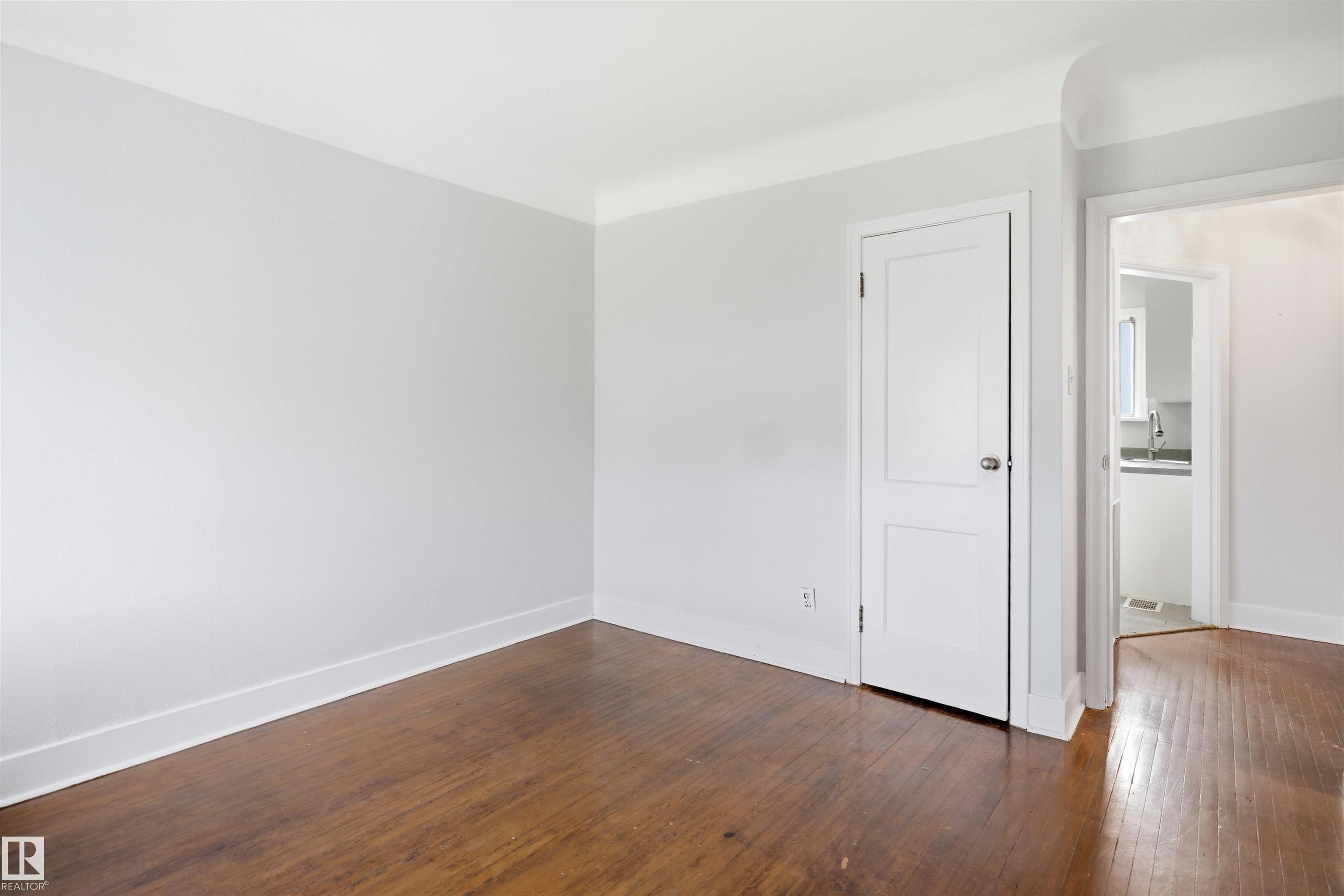 https://zimg.paragon.ice.com/ParagonImages/Property/PM/RAE/225399650/12/0/0/137566ed5a26140ce216b5f3dfc95ab0/1/67461581f411b1e476be0f89c57cc083/225399650-c93b1e5c-7d09-4cae-8511-3356b99bf0b9.JPG