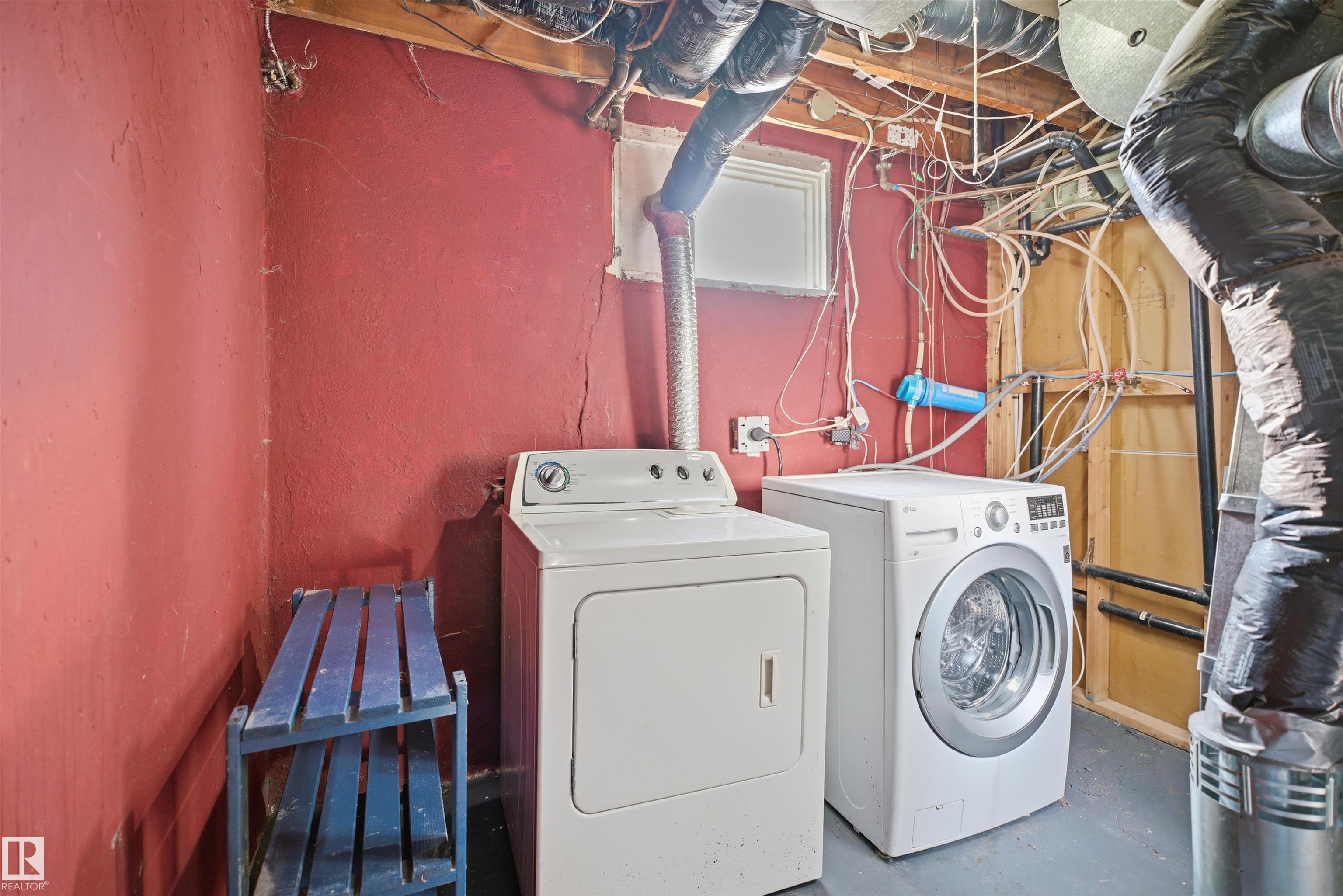 https://zimg.paragon.ice.com/ParagonImages/Property/PM/RAE/225399650/19/0/0/b82b3fe1bf36ed7223f4b9b06f362bed/1/67461581f411b1e476be0f89c57cc083/225399650-3280f113-7f1d-417f-a8ef-09af475a8d35.JPG