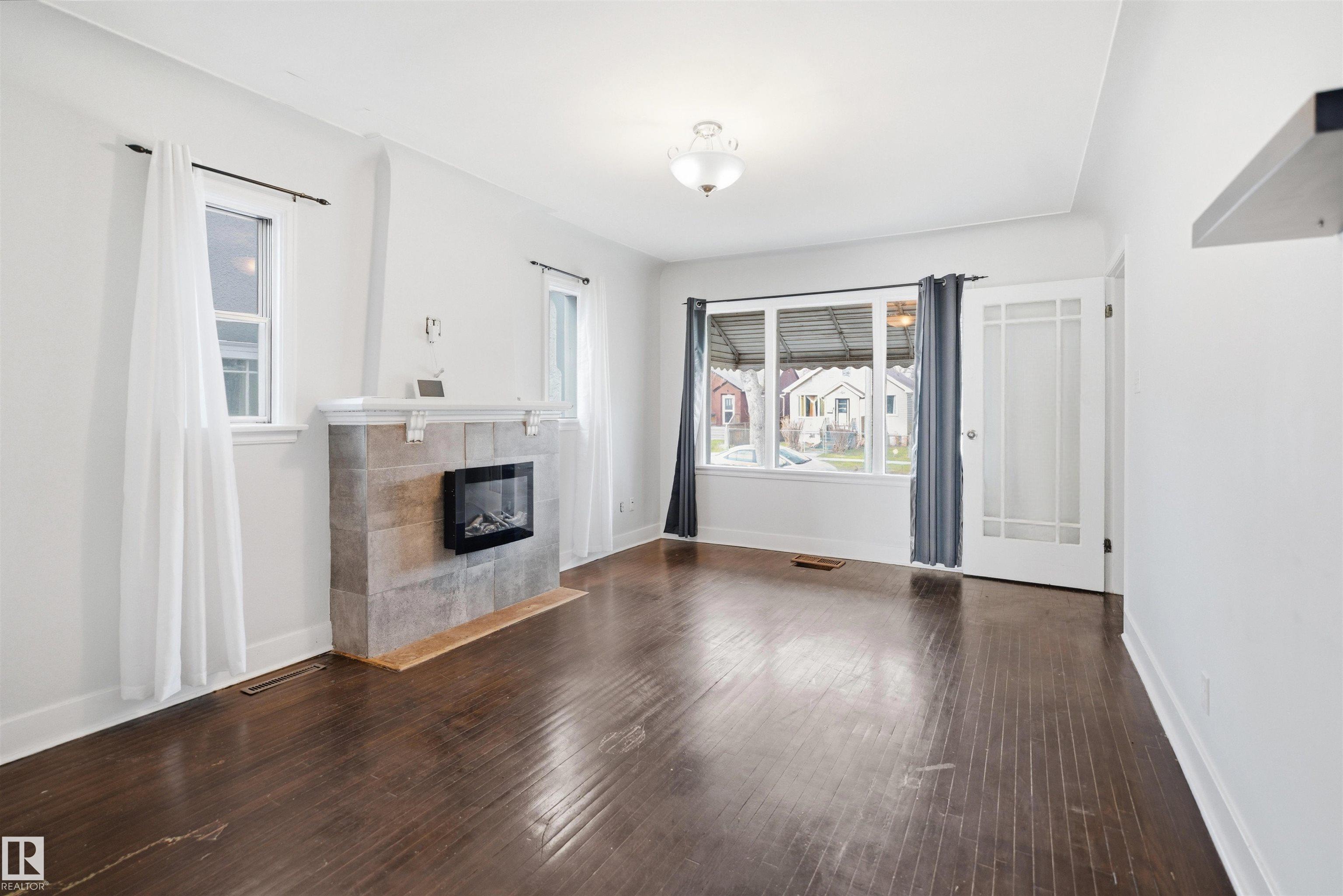 https://zimg.paragon.ice.com/ParagonImages/Property/PM/RAE/225399650/7/0/0/2a72d4db4e7b622e6b6e68b8b1664abf/1/67461581f411b1e476be0f89c57cc083/225399650-3e0d415f-f144-4f9e-892a-895744ca1b69.JPG