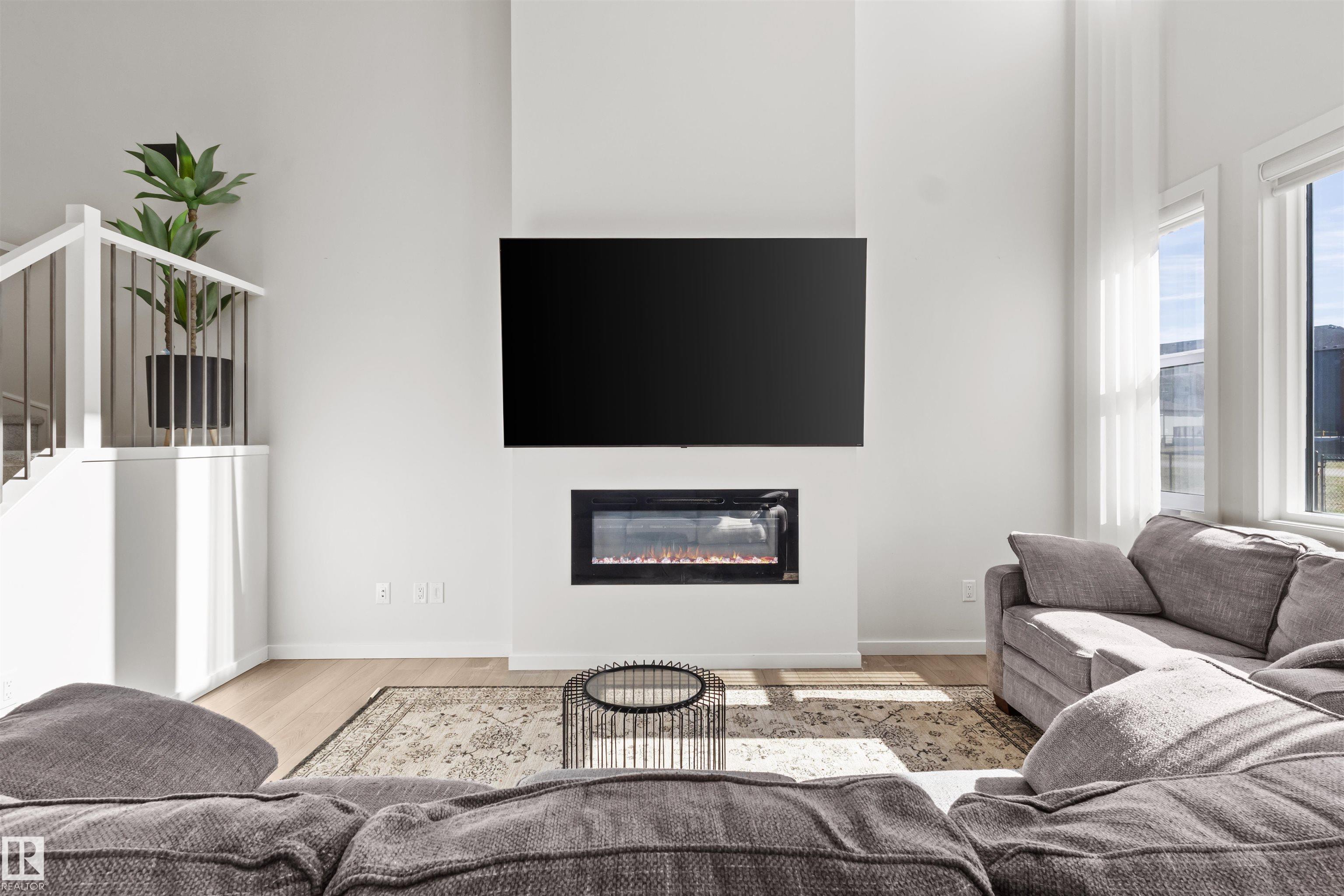 https://zimg.paragon.ice.com/ParagonImages/Property/PM/RAE/225399652/15/0/0/495ba29e6cf192037903f8da1b49350d/1/4cc42d2d68412996c73ee3c80b793a8e/225399652-170ce67c-eefe-4d11-bcae-8689f1051539.JPG