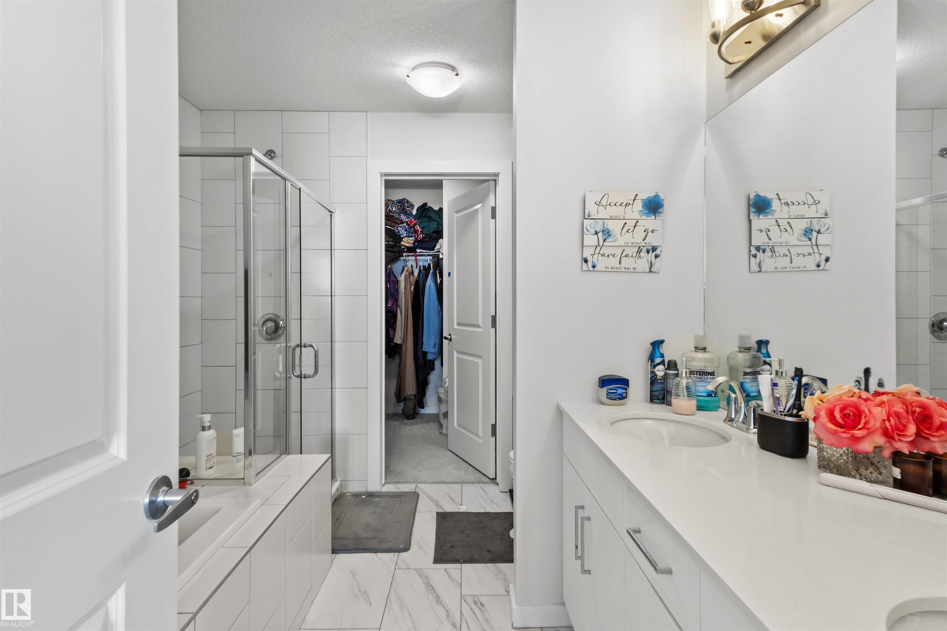 https://zimg.paragon.ice.com/ParagonImages/Property/PM/RAE/225399652/36/0/0/eb17b90e448926b5f512966e6c436691/1/4cc42d2d68412996c73ee3c80b793a8e/225399652-4cc676bc-46ee-46ff-bdc6-9527103c8077.JPG