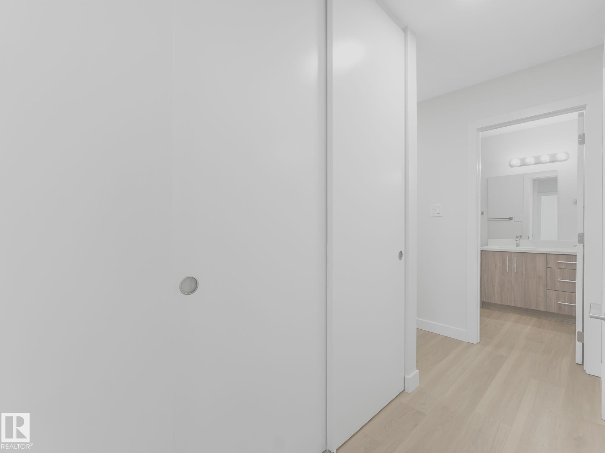 https://zimg.paragon.ice.com/ParagonImages/Property/PM/RAE/225399653/18/0/0/d4909bed5d96b1a268accdf22e391875/1/ea5bf61762a7ce312736f42a8fe0471a/225399653-8dca007e-c958-4242-bf7b-7092a2f107dc.JPG